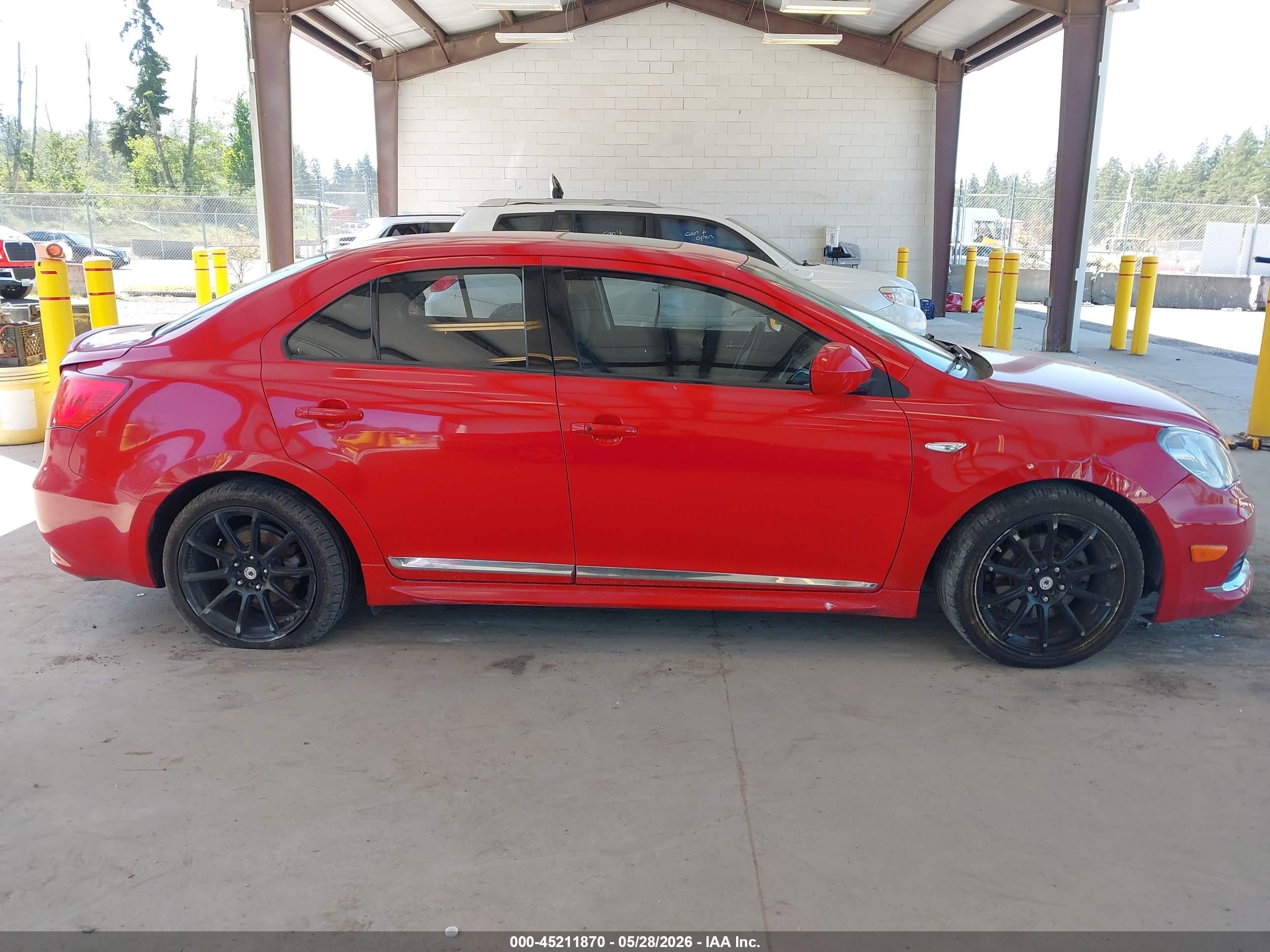 2011 Suzuki Kizashi Sport Gts Red vin: JS2RF9A61B6110137