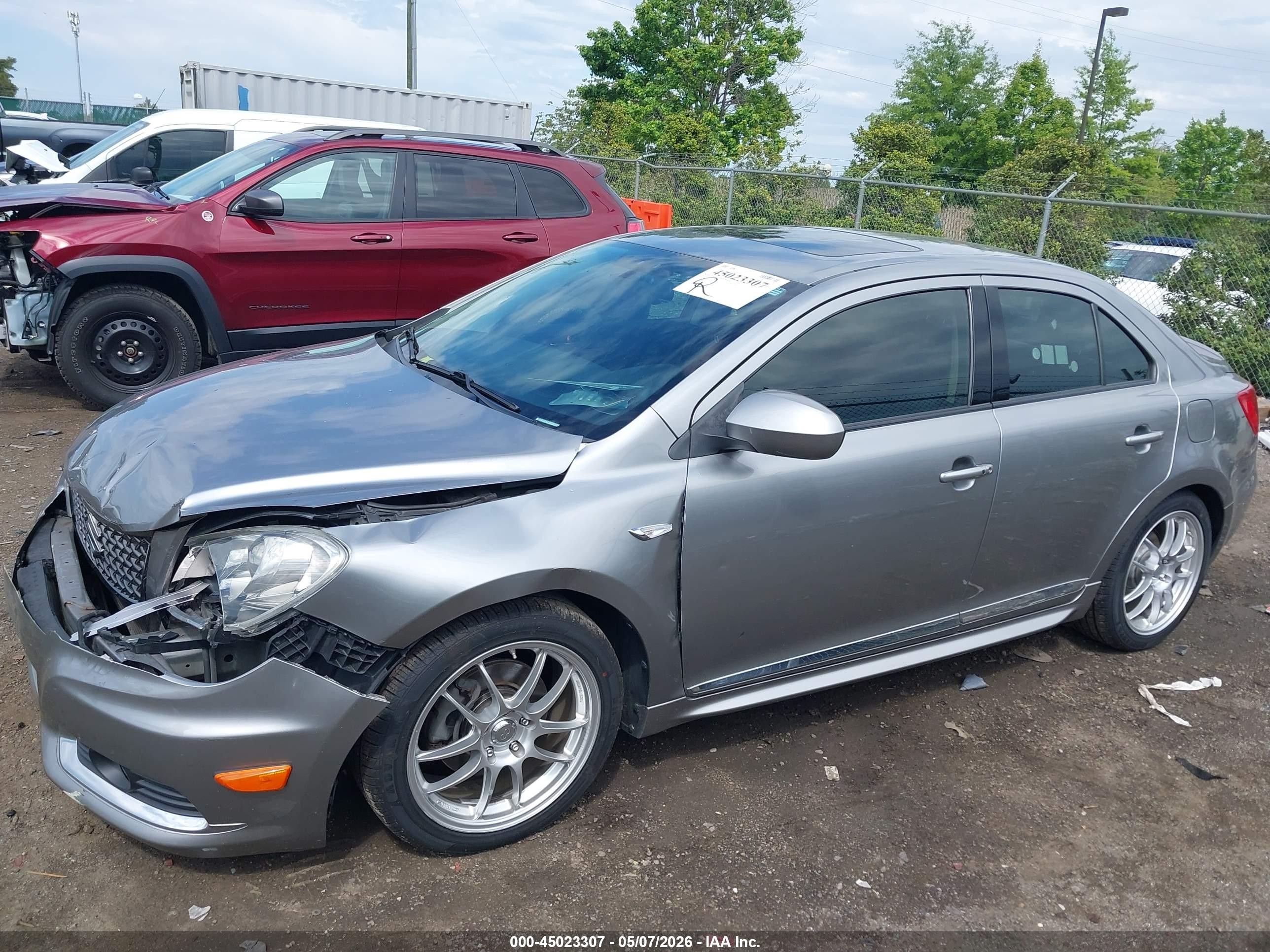 2011 Suzuki Kizashi Sport Gts Silver vin: JS2RF9A67B6110062