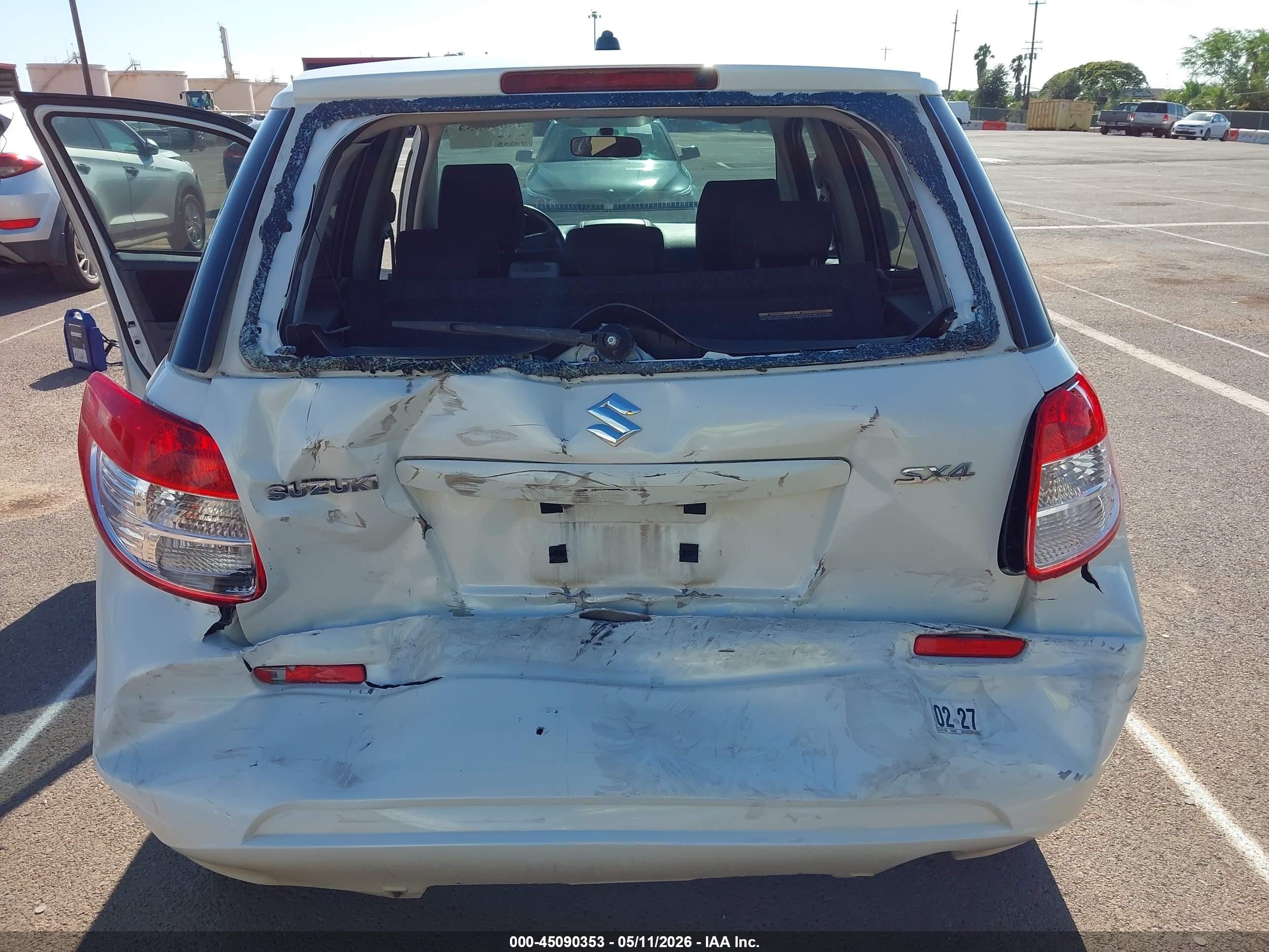 2008 Suzuki Sx4 Convenience Regional Edition/regional Edition/touring 2 Regional Edition White vin: JS2YA411885100592