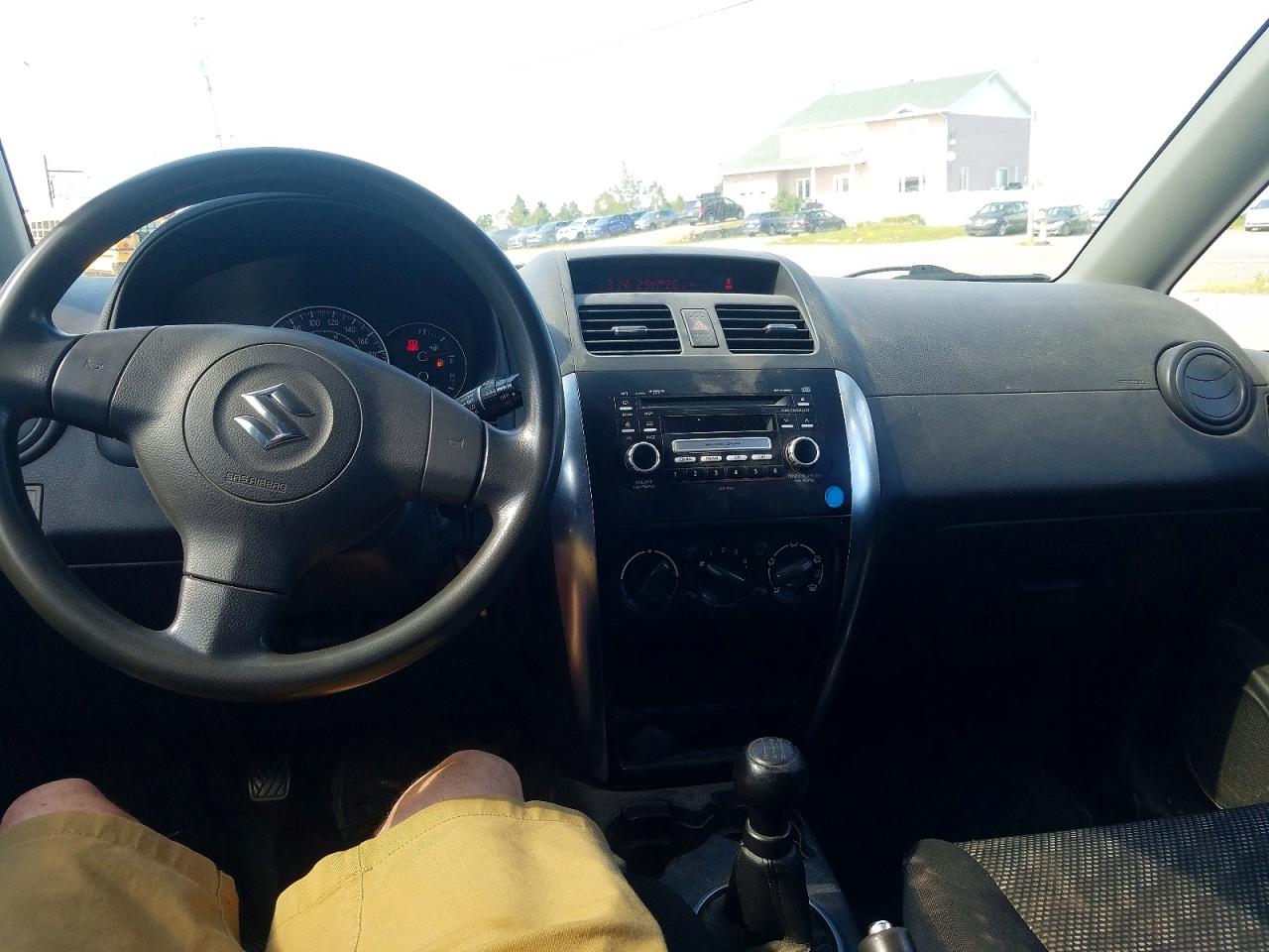 2007 Suzuki Sx4 Silver vin: JS2YA411X75100656