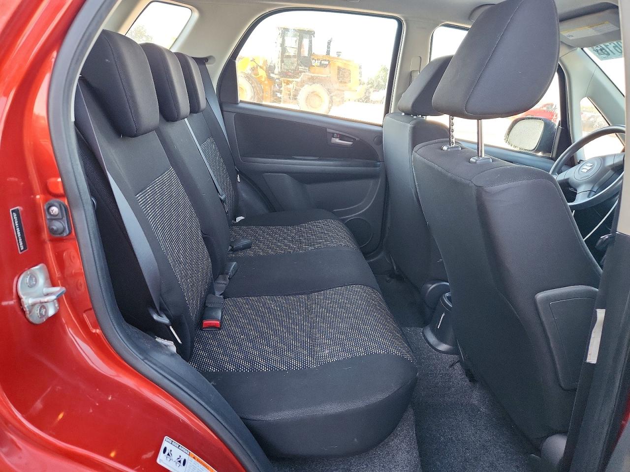 2008 Suzuki Sx4 Base Orange vin: JS2YA413585102625