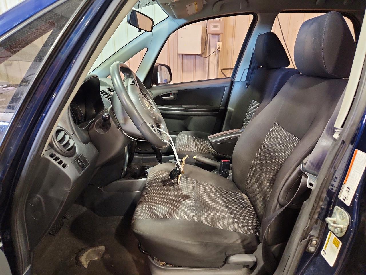 2008 Suzuki Sx4 Base Blue vin: JS2YA413585104259