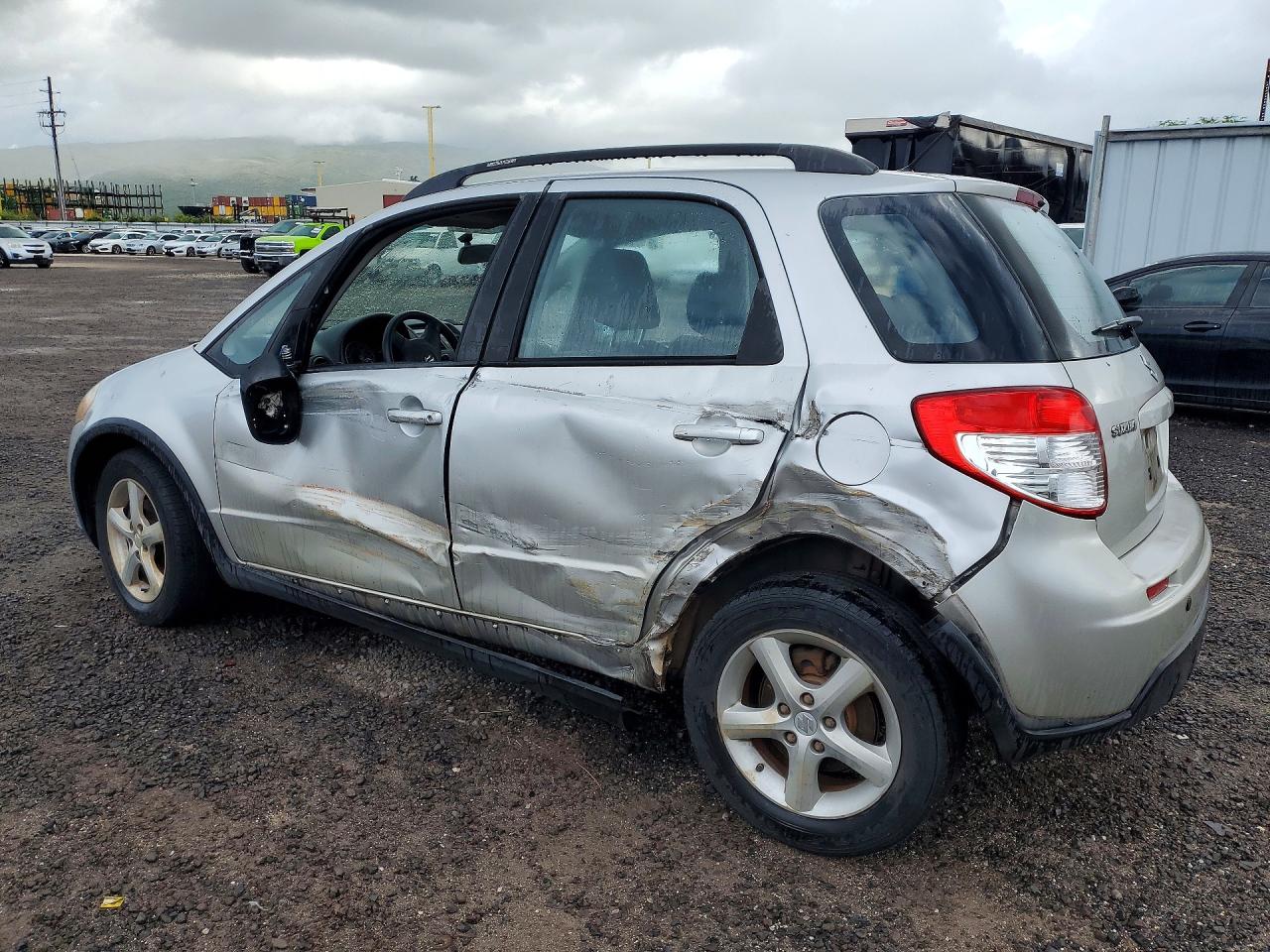 2009 Suzuki Sx4 Silver vin: JS2YA413996201203