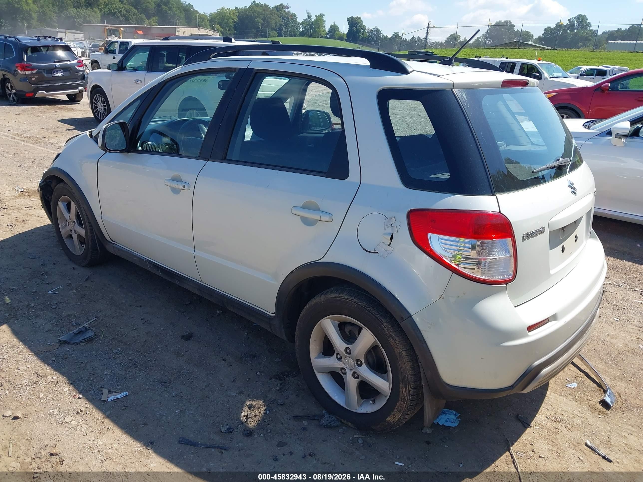 2007 Suzuki Sx4 Convenience/rally White vin: JS2YB413275105557