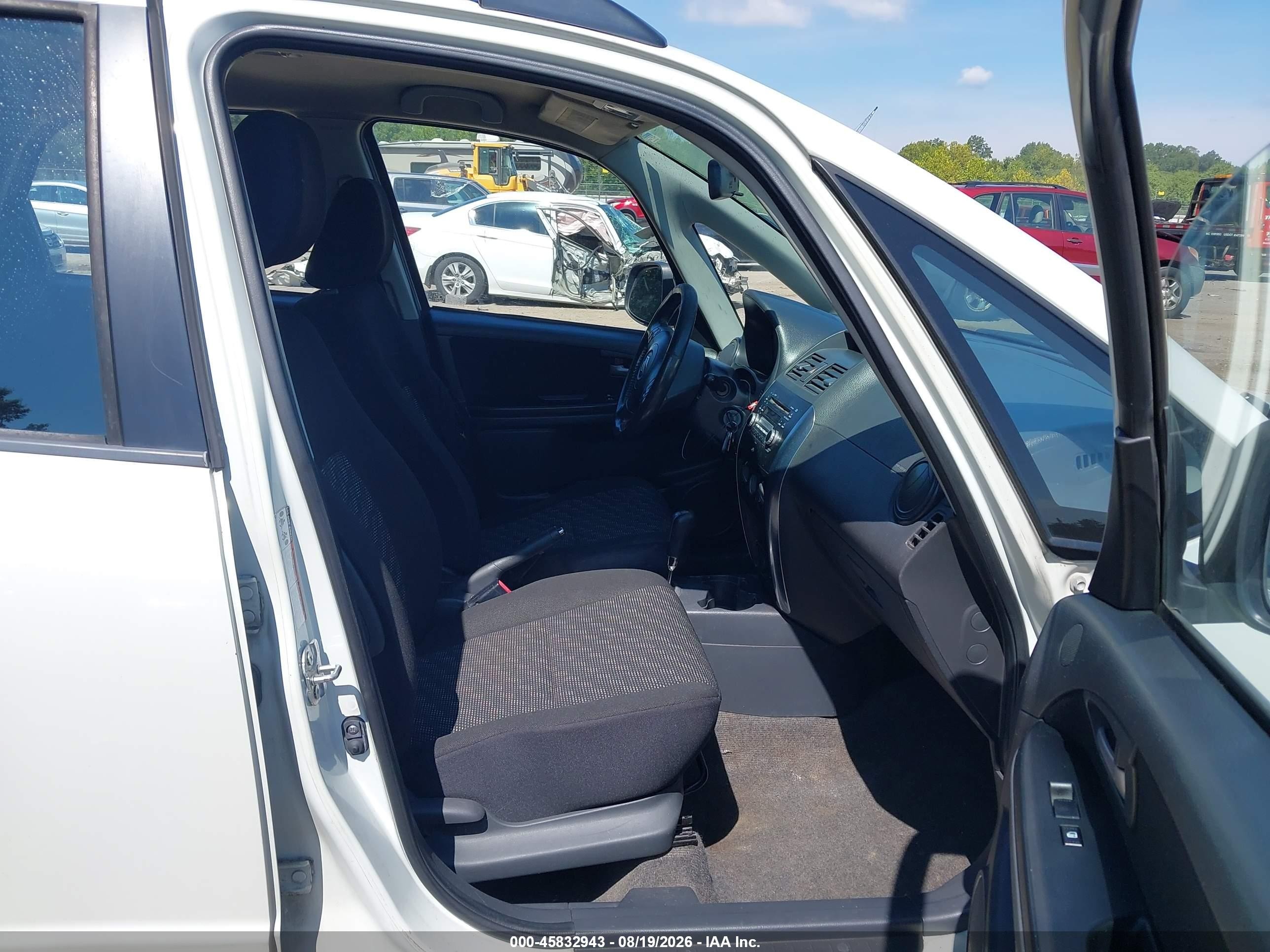 2007 Suzuki Sx4 Convenience/rally White vin: JS2YB413275105557