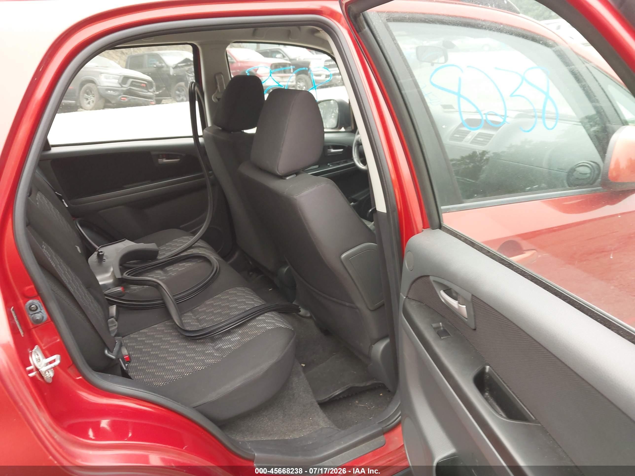 2009 Suzuki Sx4 Auto Awd/auto Technology Pkg Awd/man Awd/man Technology Pkg Awd Orange vin: JS2YB413396204305