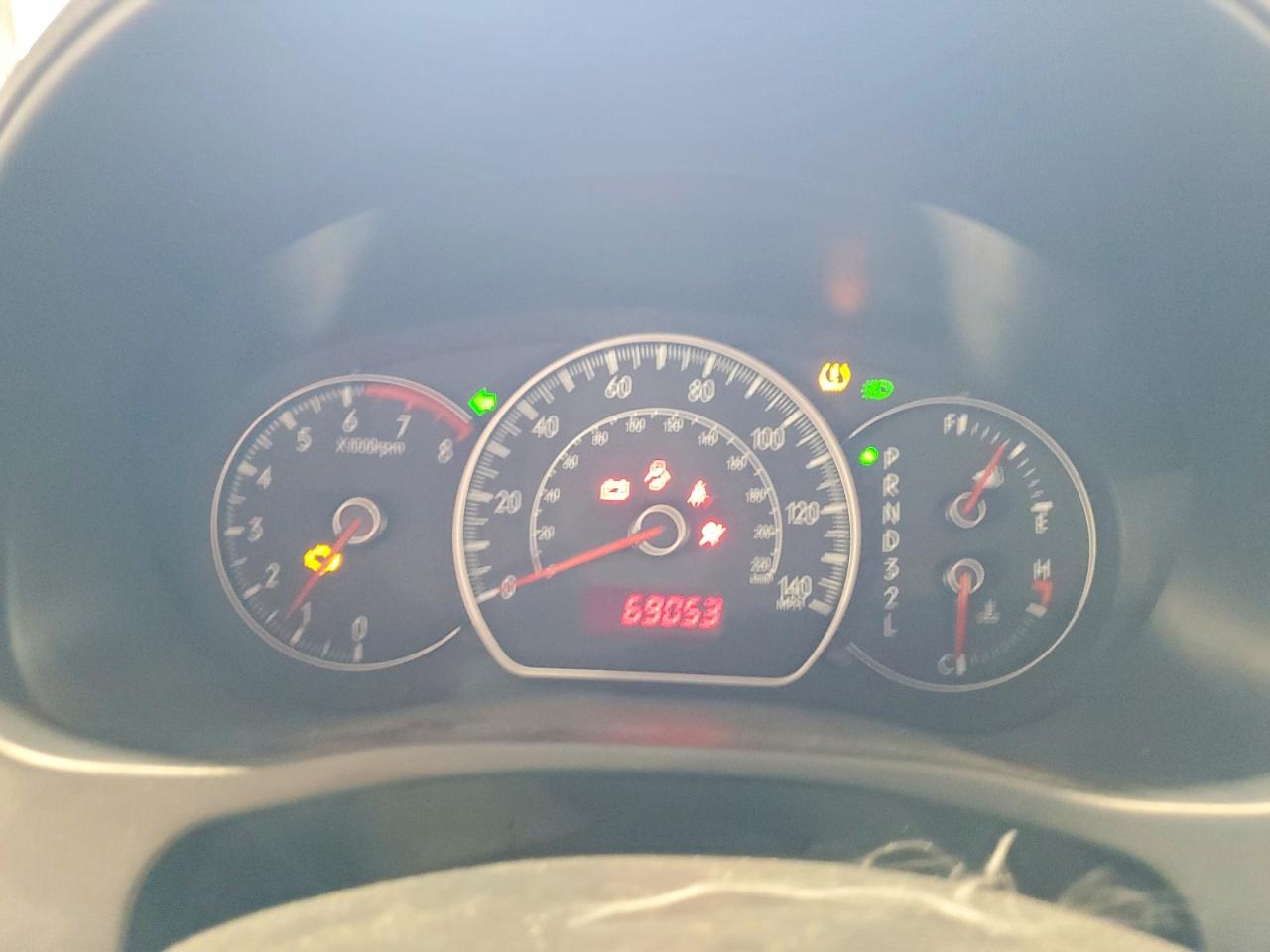 2009 Suzuki Sx4 Technology Red vin: JS2YB413596202071