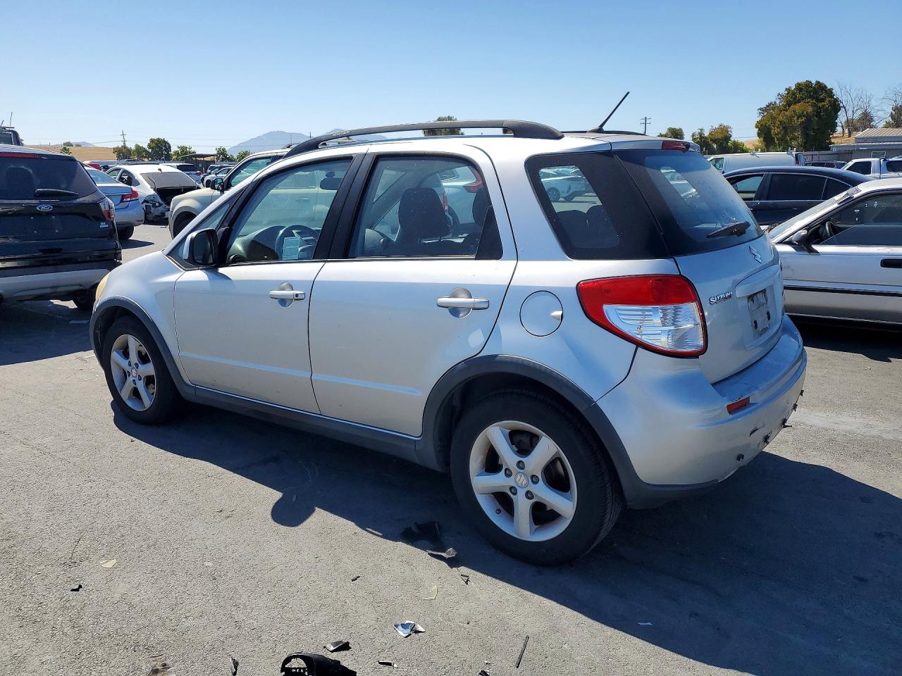 2007 Suzuki Sx4 Silver vin: JS2YB413775106770