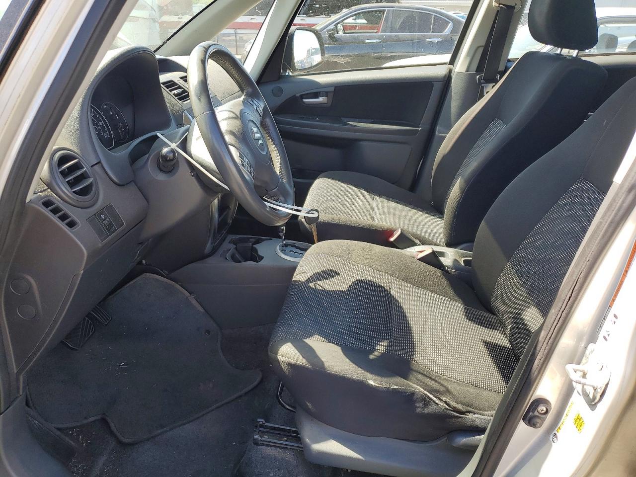 2007 Suzuki Sx4 Silver vin: JS2YB413775106770