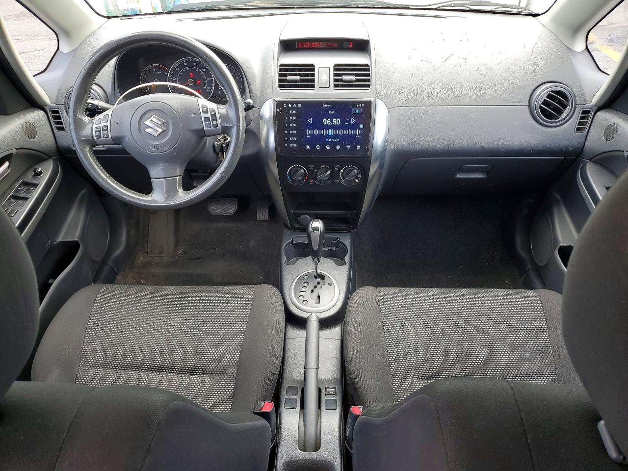 2007 Suzuki Sx4 Silver vin: JS2YB413975110318