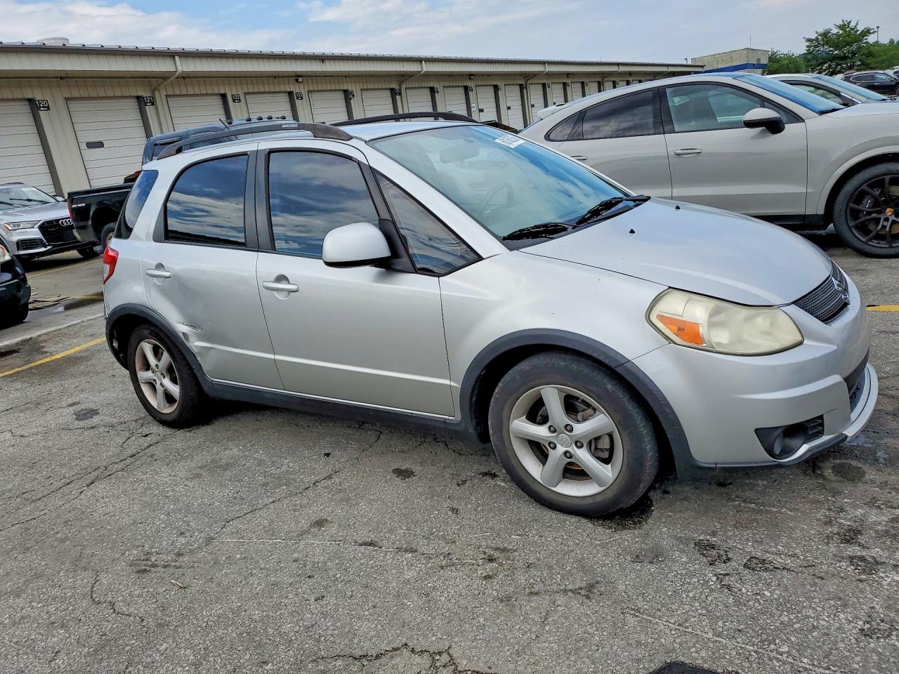 2007 Suzuki Sx4 Silver vin: JS2YB413975110318