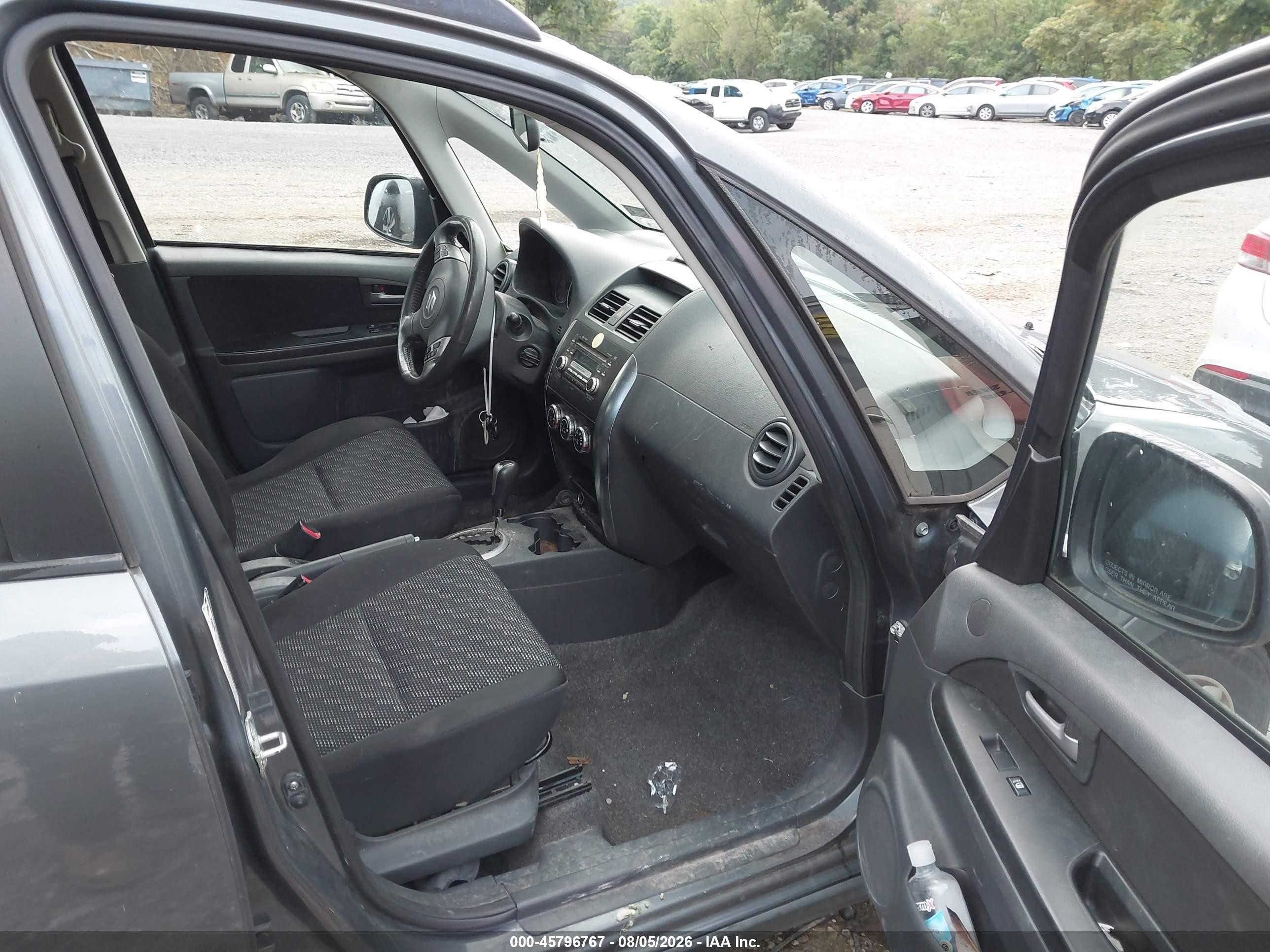 2009 Suzuki Sx4 Touring Gray vin: JS2YB417095100220