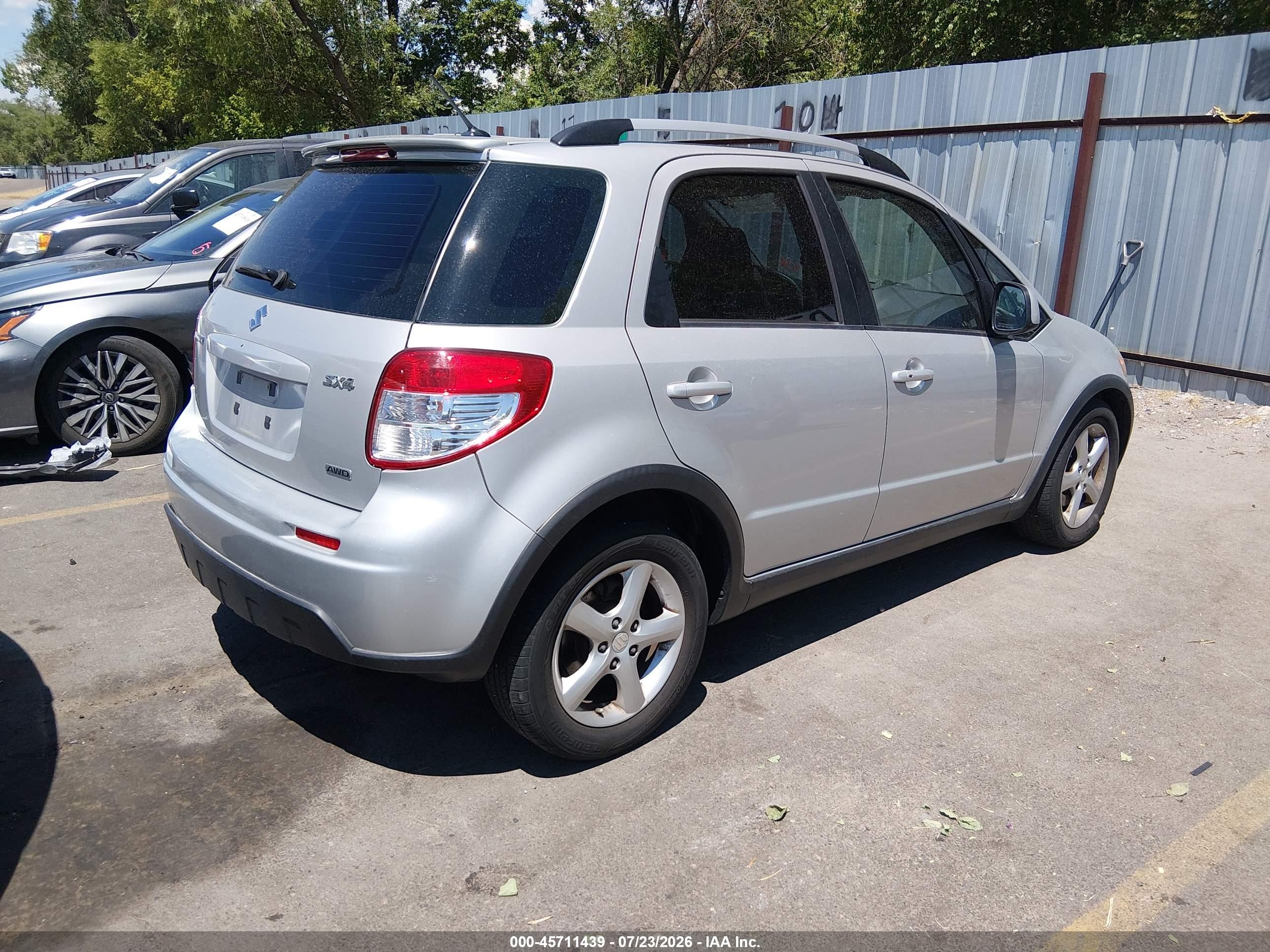 2009 Suzuki Sx4 Auto Touring Pkg Awd/man Touring Pkg Awd Silver vin: JS2YB417195101974