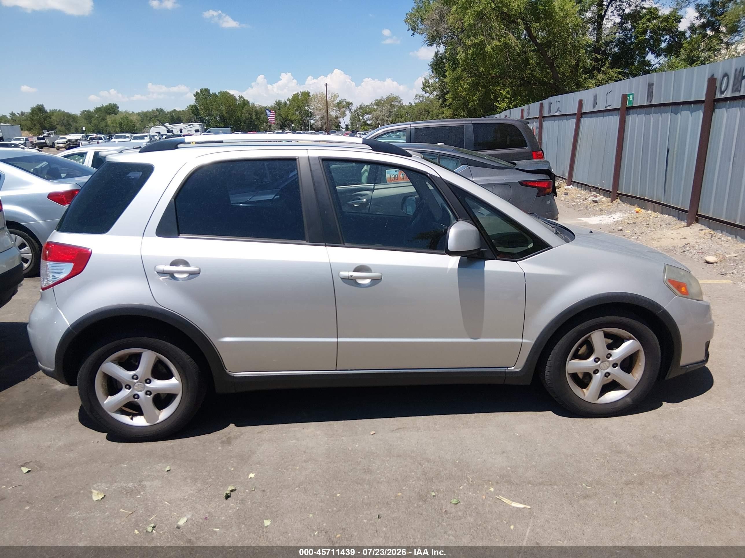2009 Suzuki Sx4 Auto Touring Pkg Awd/man Touring Pkg Awd Silver vin: JS2YB417195101974