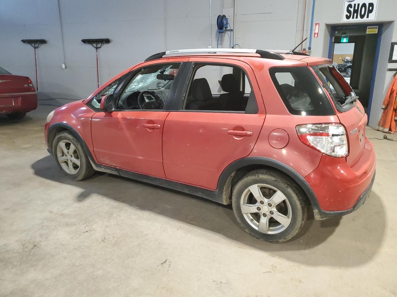 2008 Suzuki Sx4 Touring Red vin: JS2YB417385103899