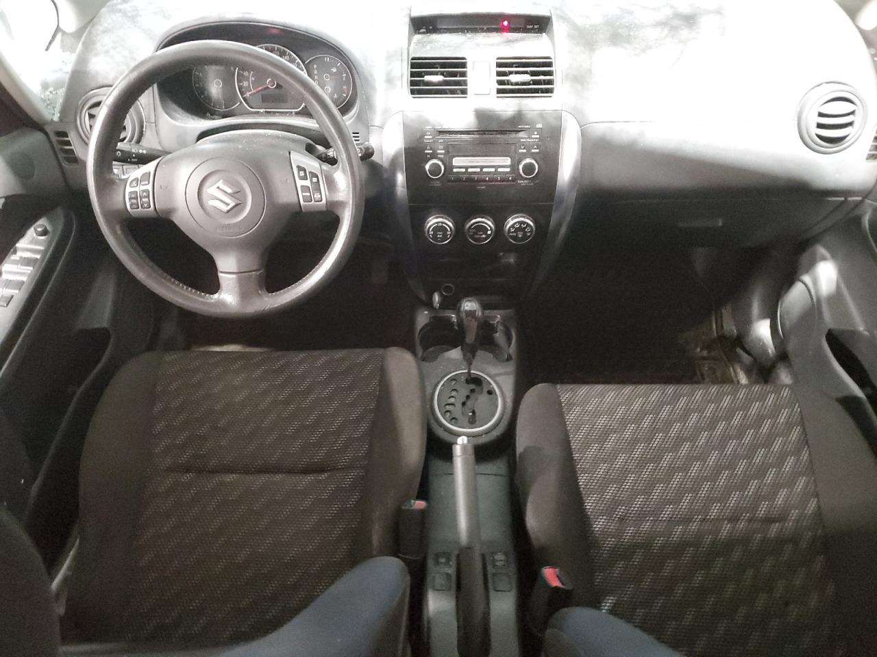 2008 Suzuki Sx4 Touring Red vin: JS2YB417385103899