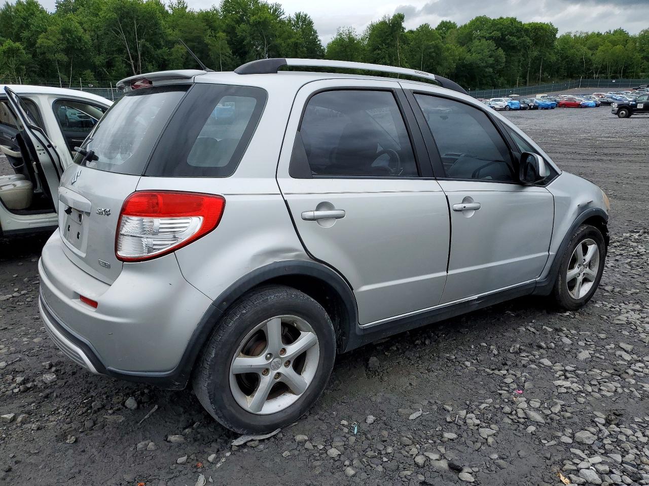 2009 Suzuki Sx4 Touring Silver vin: JS2YB417496202324