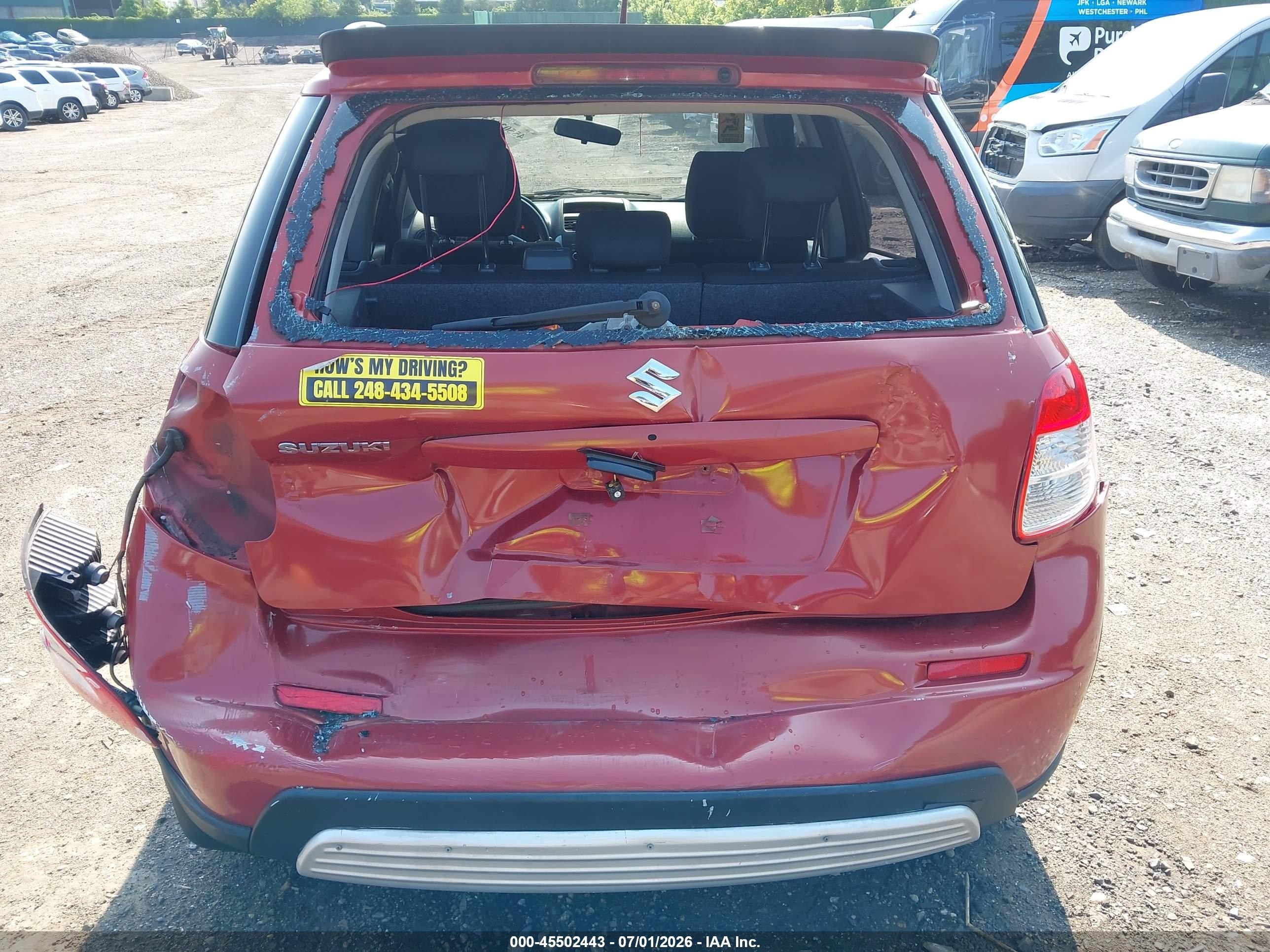 2008 Suzuki Sx4 Convenience/touring Red vin: JS2YB417685102763