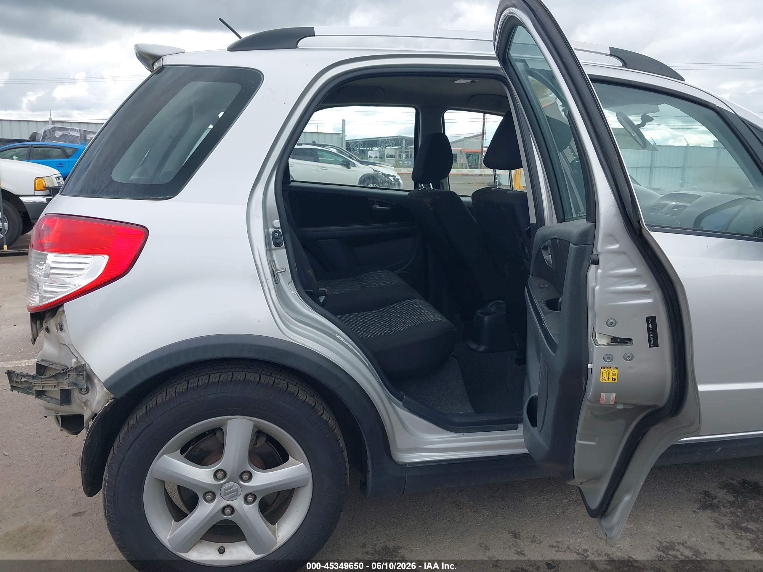 2007 Suzuki Sx4 Sport Pkg Silver vin: JS2YB417775100972