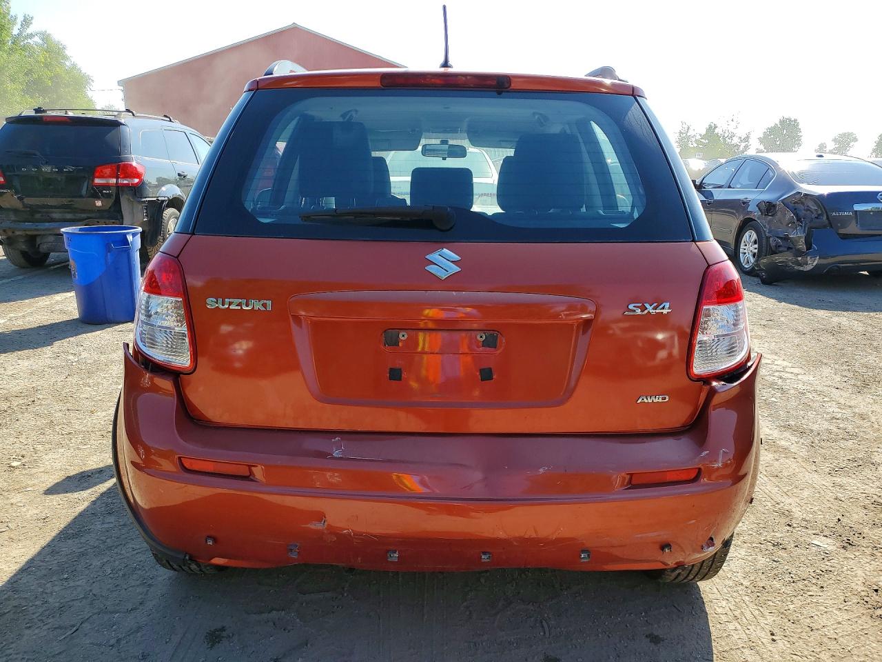 2011 Suzuki Sx4 Jx Orange vin: JS2YB5A23B6300891