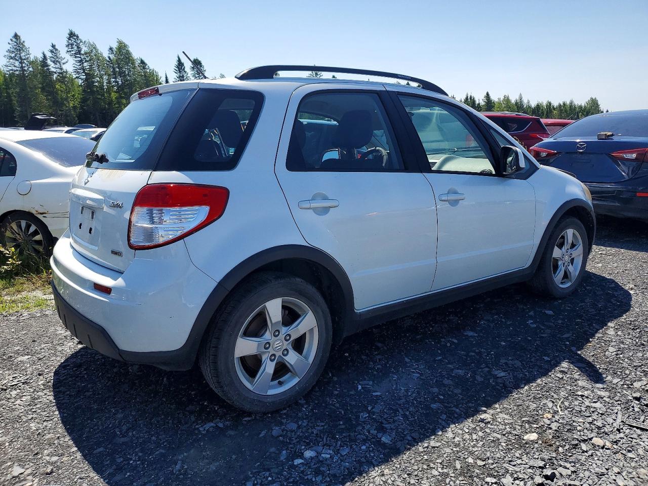 2010 Suzuki Sx4 Jx White vin: JS2YB5A27A6310497