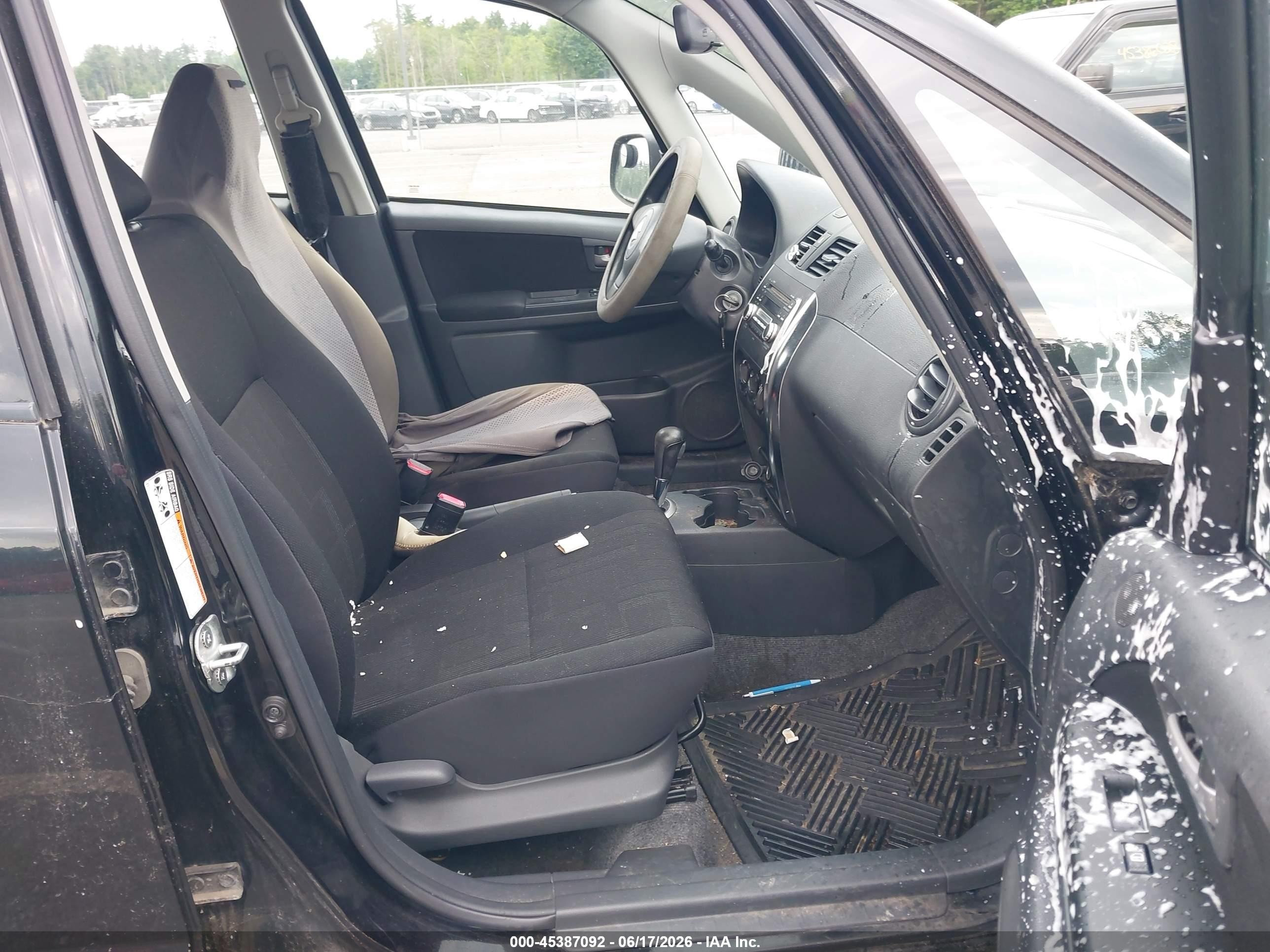 2010 Suzuki Sx4 Technology Черный vin: JS2YB5A30A6301195