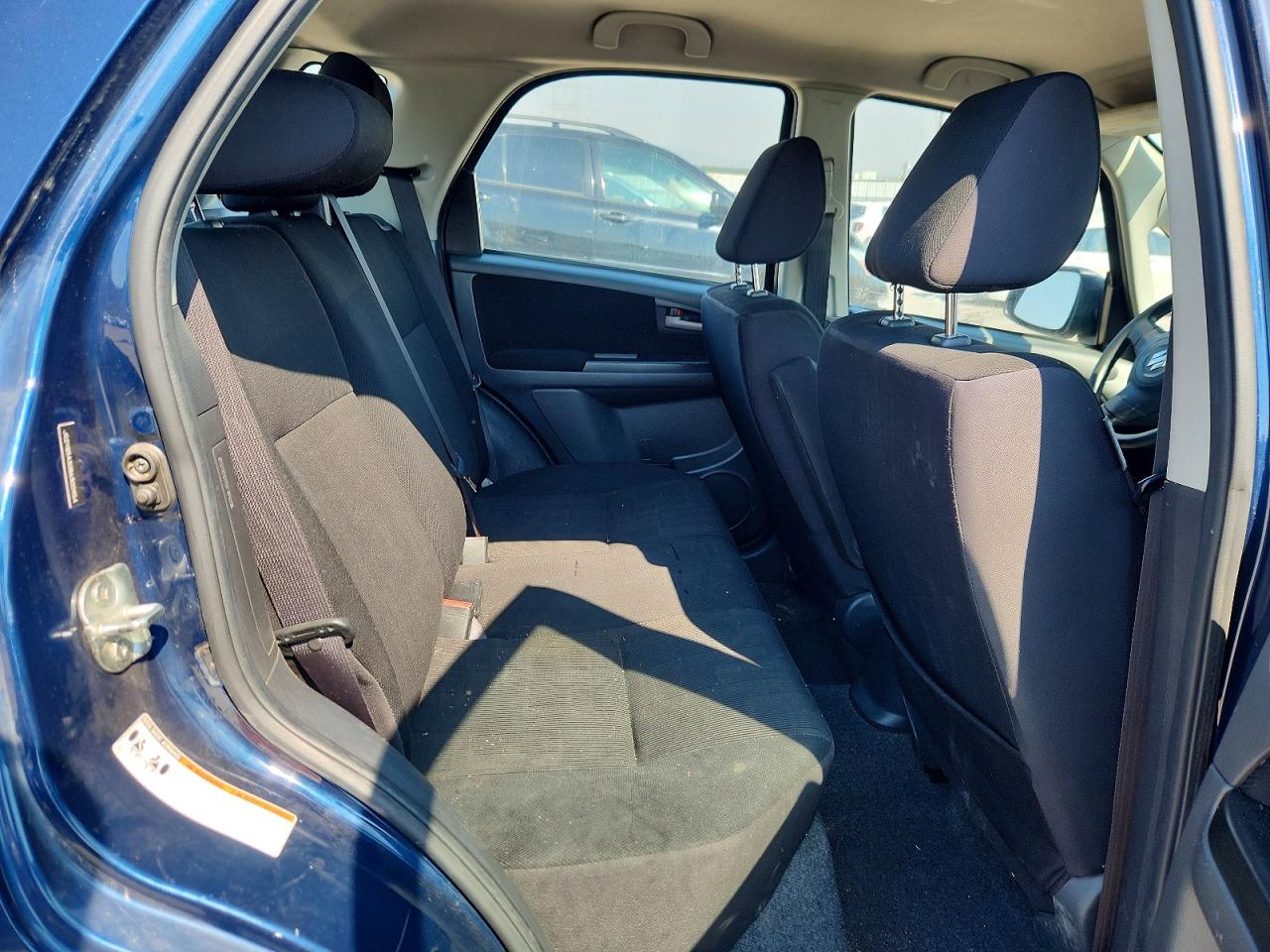 2011 Suzuki Sx4 Blue vin: JS2YB5A30B6300954