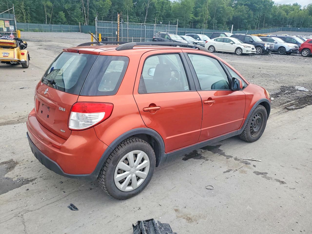 2011 Suzuki Sx4 Orange vin: JS2YB5A30B6301473