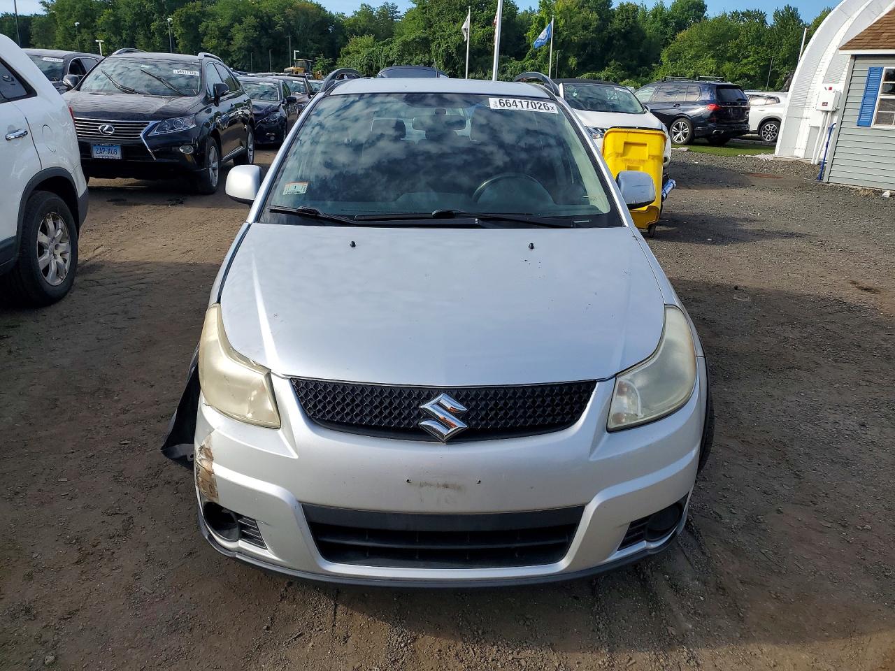 2011 Suzuki Sx4 Base Silver vin: JS2YB5A30B6305281
