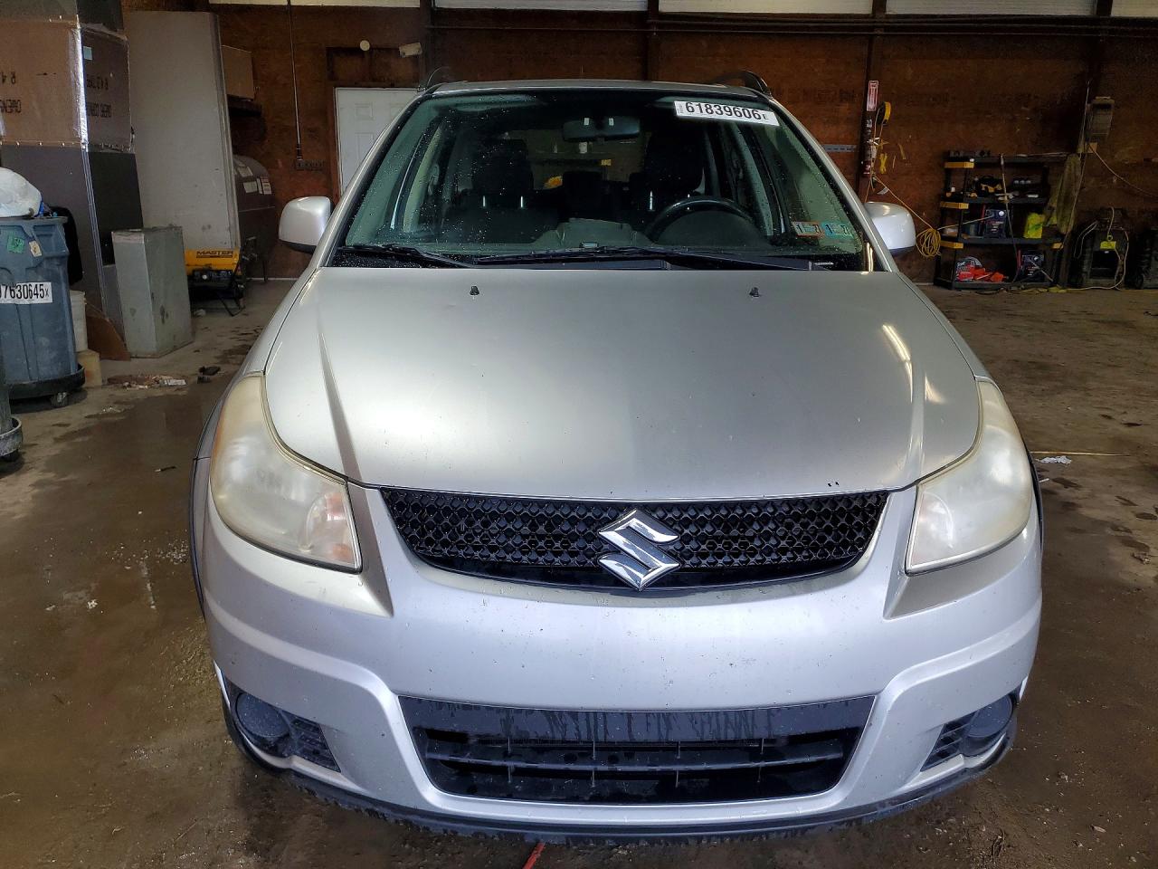 2010 Suzuki Sx4 Silver vin: JS2YB5A31A6301075