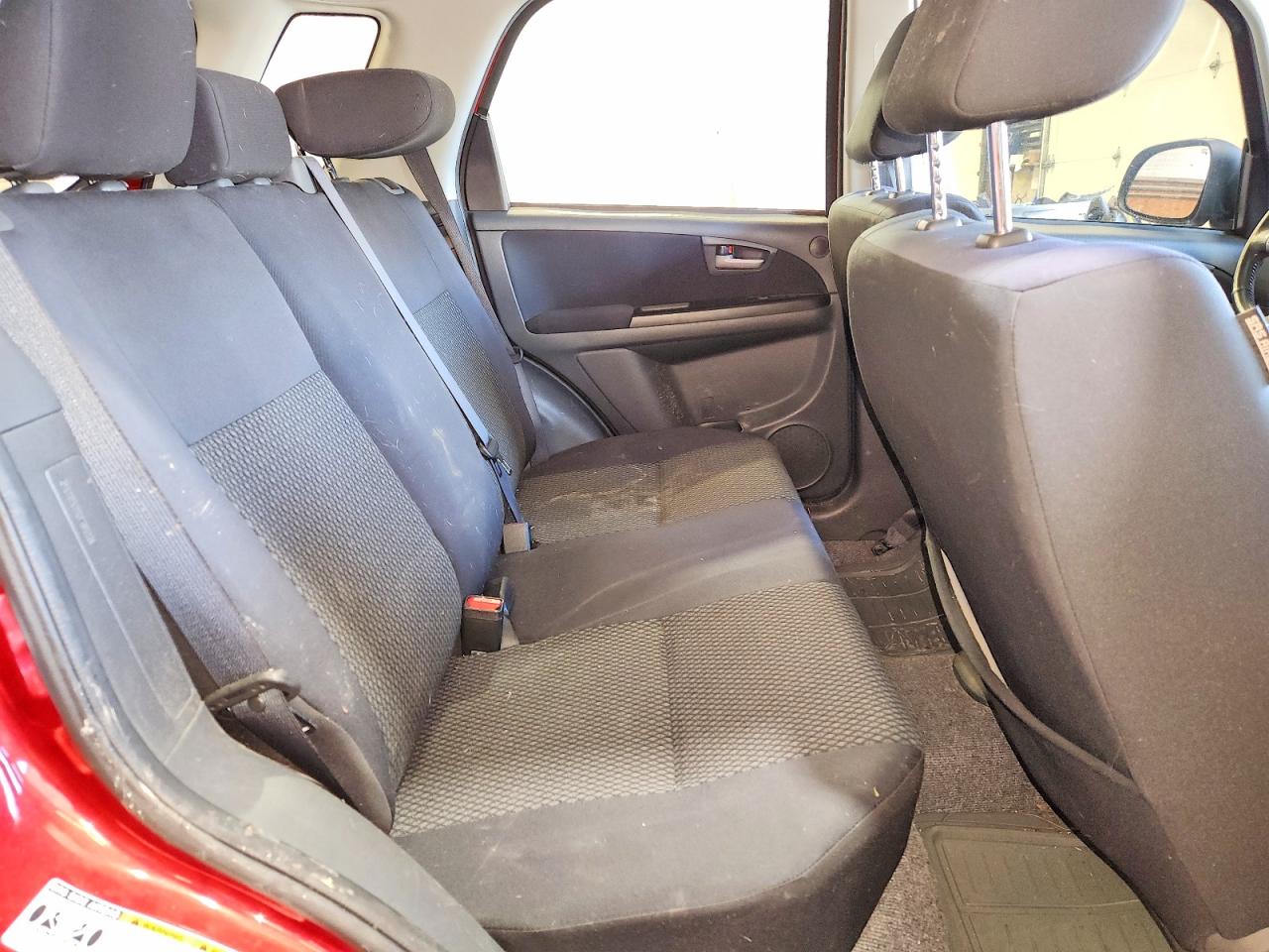2013 Suzuki Sx4 Red vin: JS2YB5A31D6100734