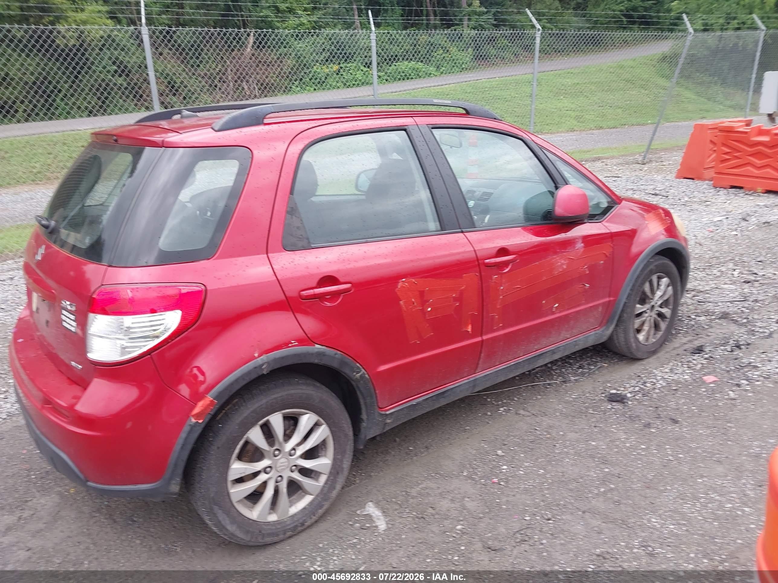 2013 Suzuki Sx4 Premium Red vin: JS2YB5A31D6102113