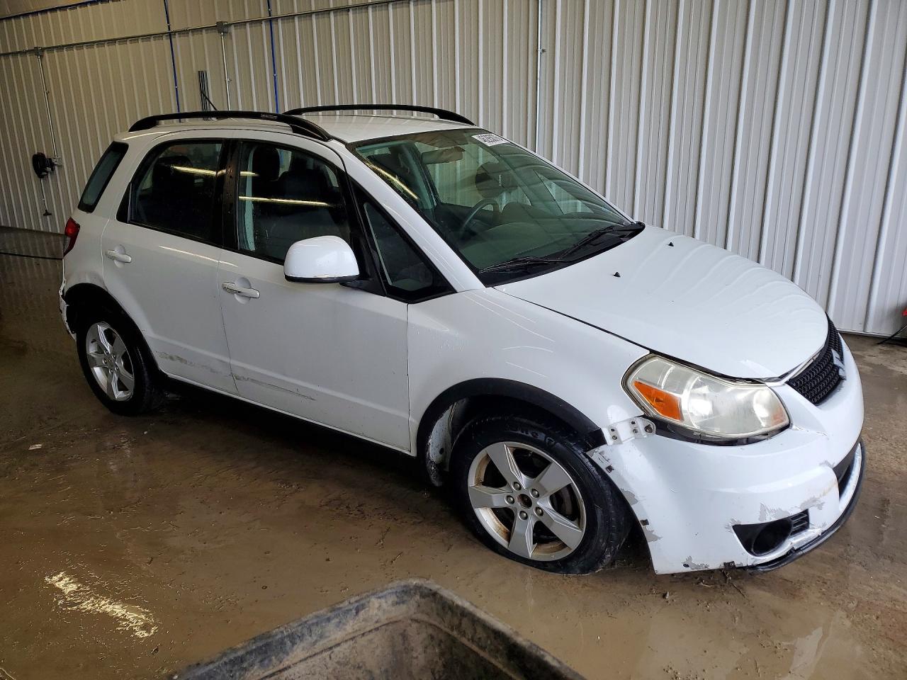 2012 Suzuki Sx4 White vin: JS2YB5A33C6305258