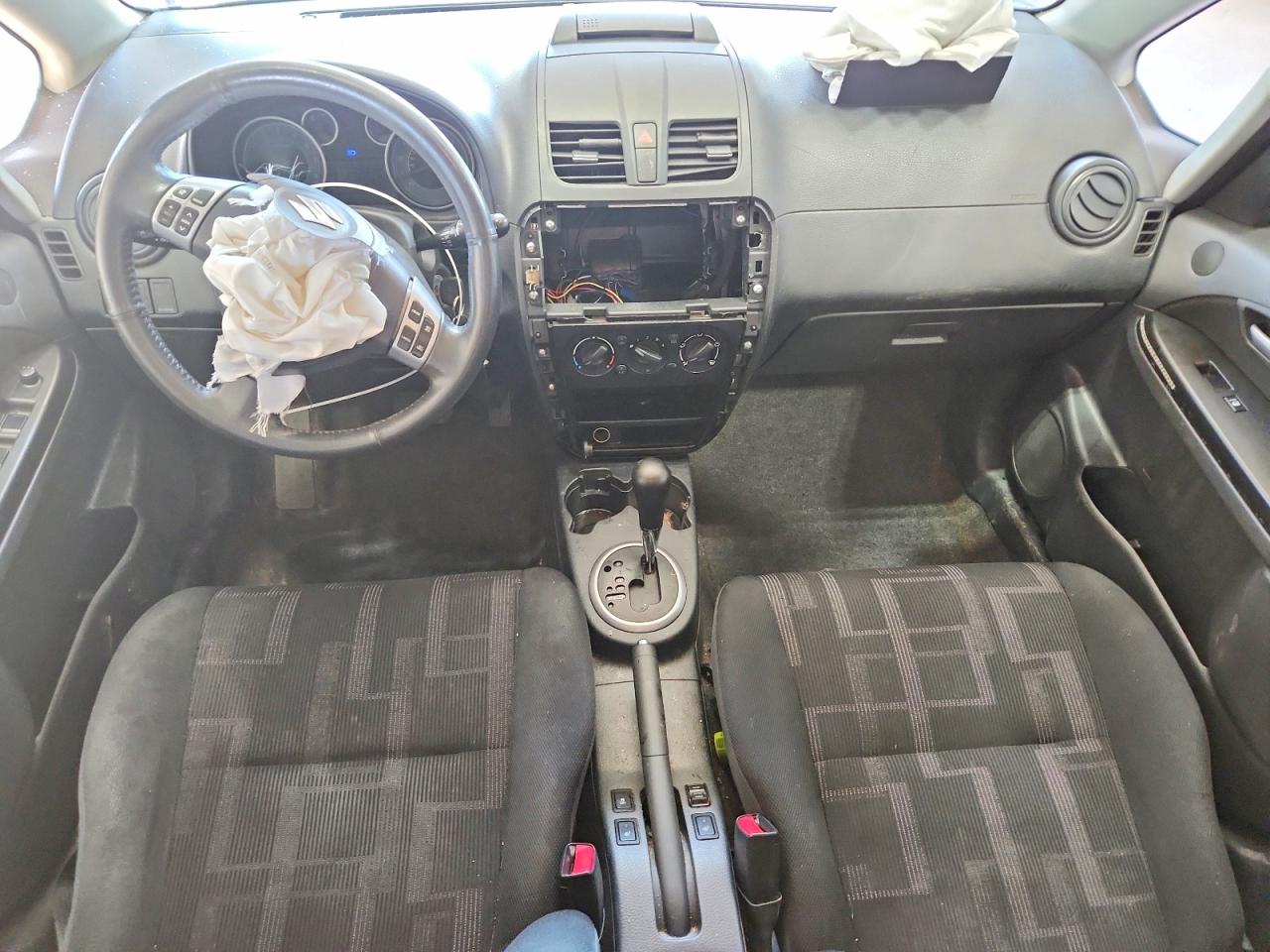 2012 Suzuki Sx4 Оранжевый vin: JS2YB5A33C6306426