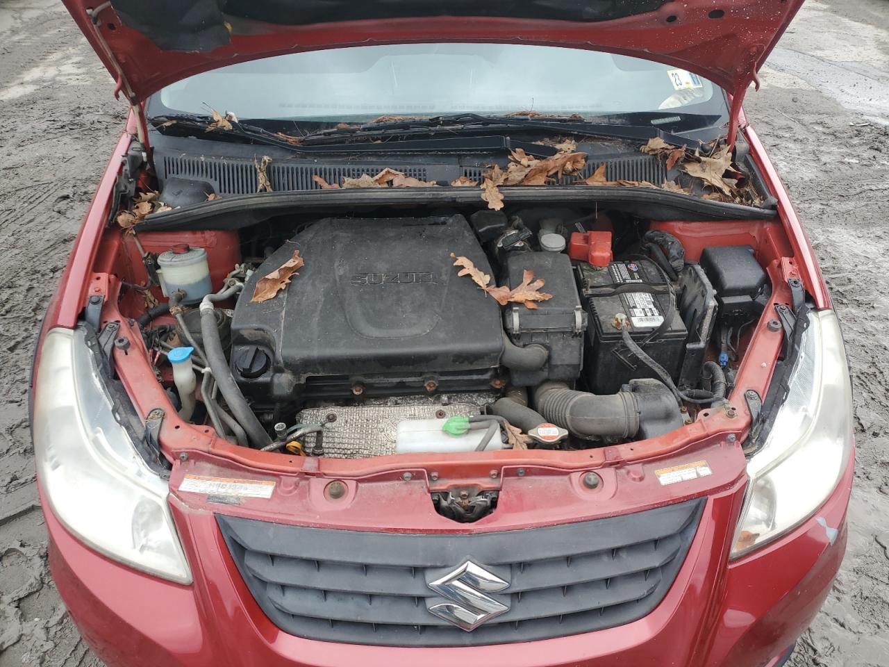 2013 Suzuki Sx4 Maroon vin: JS2YB5A33D6100010