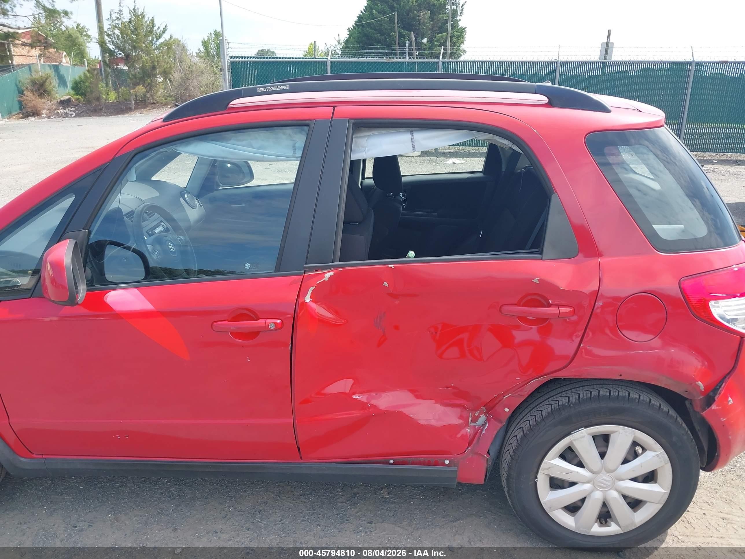 2011 Suzuki Sx4 Premium/tech Valu Pkg (nav) Red vin: JS2YB5A34B6301718