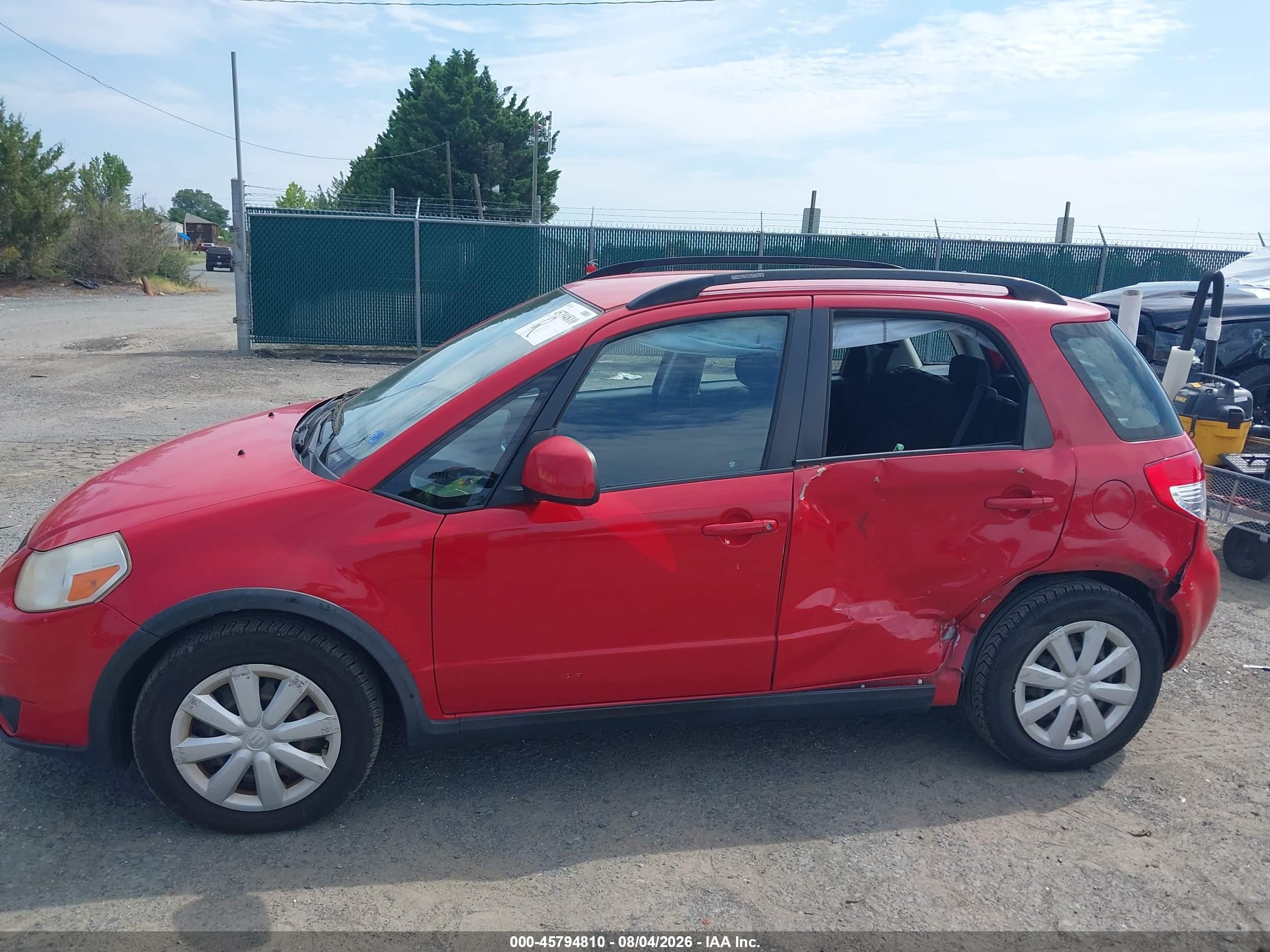 2011 Suzuki Sx4 Premium/tech Valu Pkg (nav) Red vin: JS2YB5A34B6301718