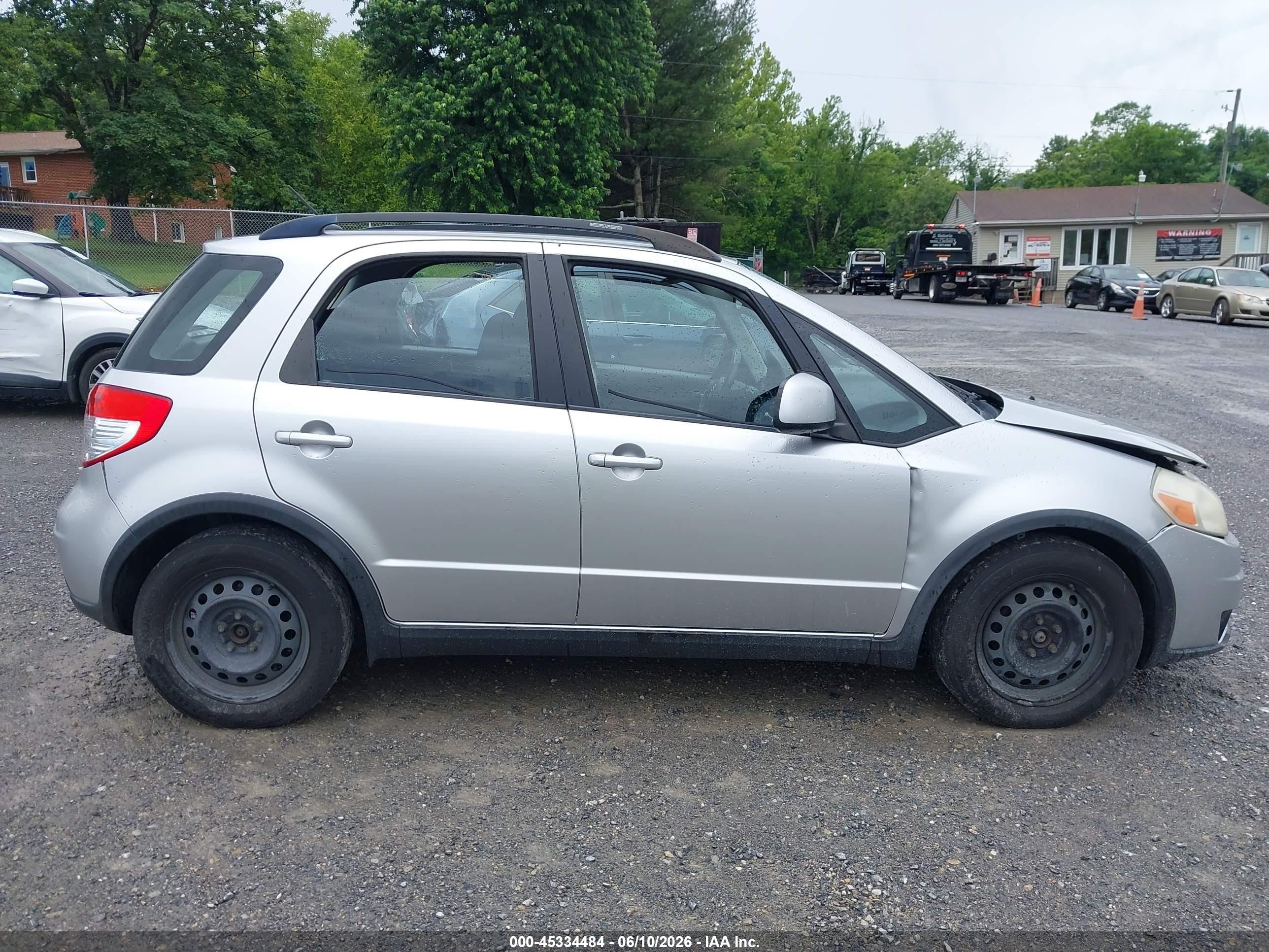 2011 Suzuki Sx4 Premium/tech Valu Pkg (nav) Silver vin: JS2YB5A34B6303114