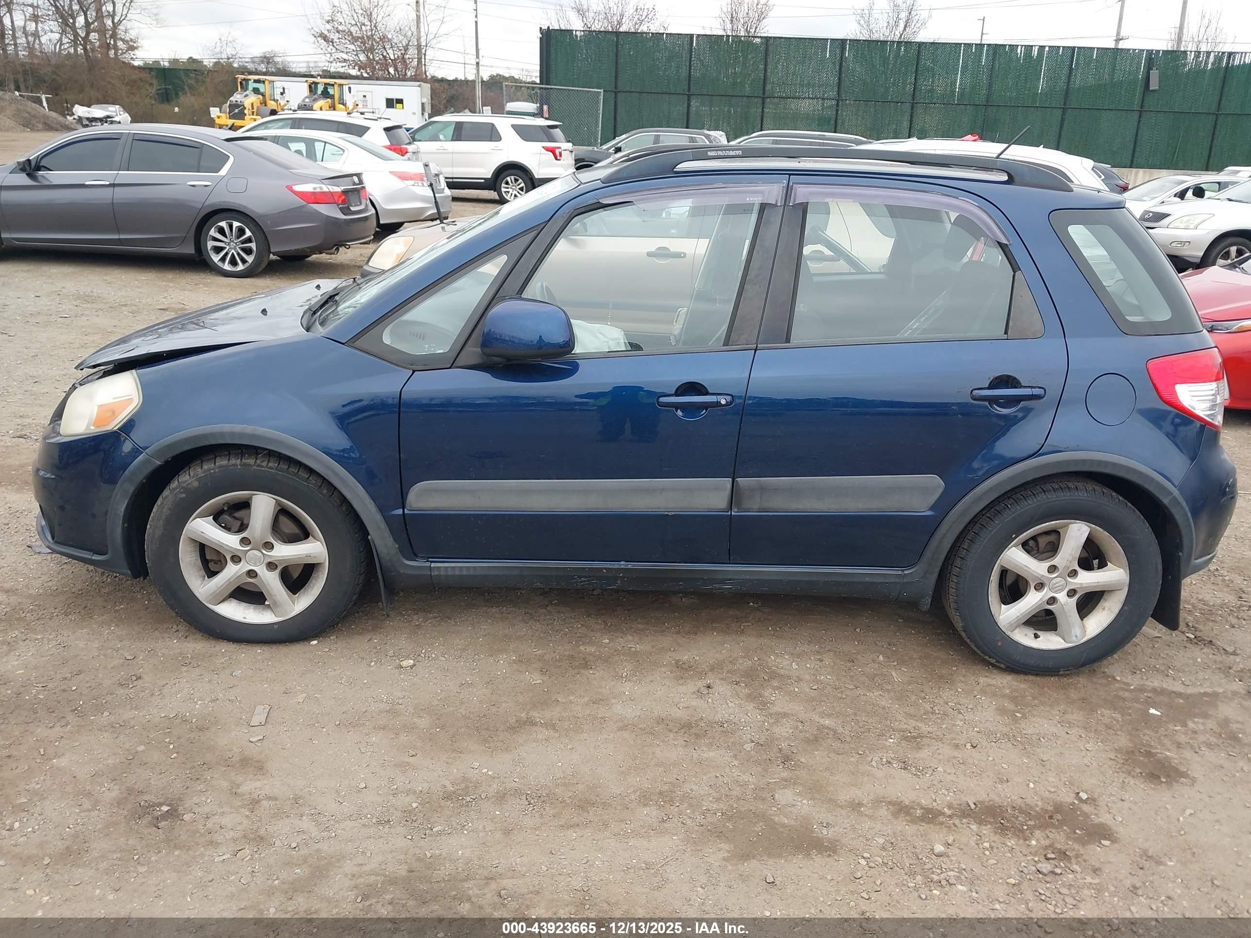 2010 Suzuki Sx4 Technology Blue vin: JS2YB5A35A6310104