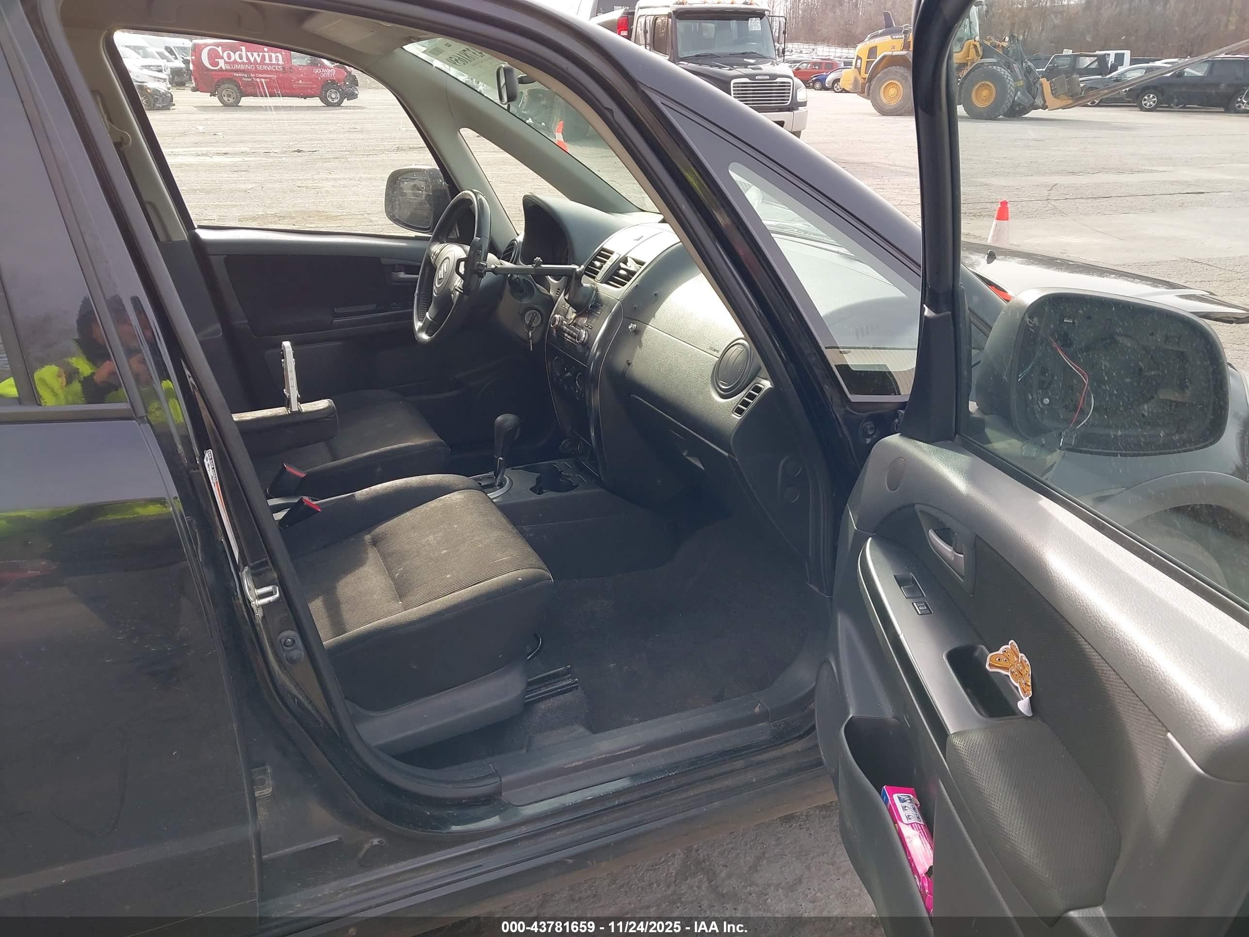 2011 Suzuki Sx4 Premium/tech Valu Pkg (nav) Black vin: JS2YB5A35B6303865
