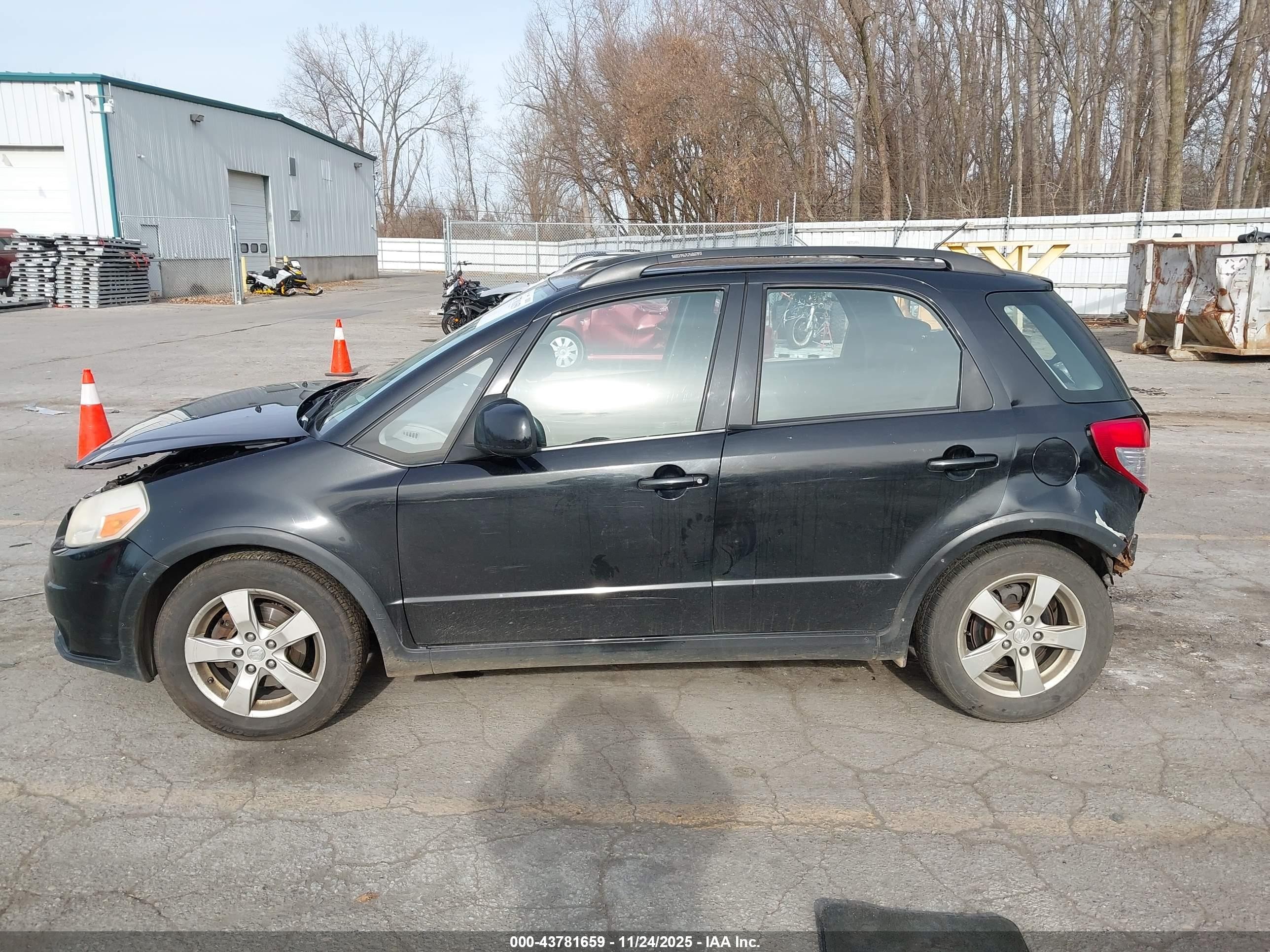 2011 Suzuki Sx4 Premium/tech Valu Pkg (nav) Black vin: JS2YB5A35B6303865
