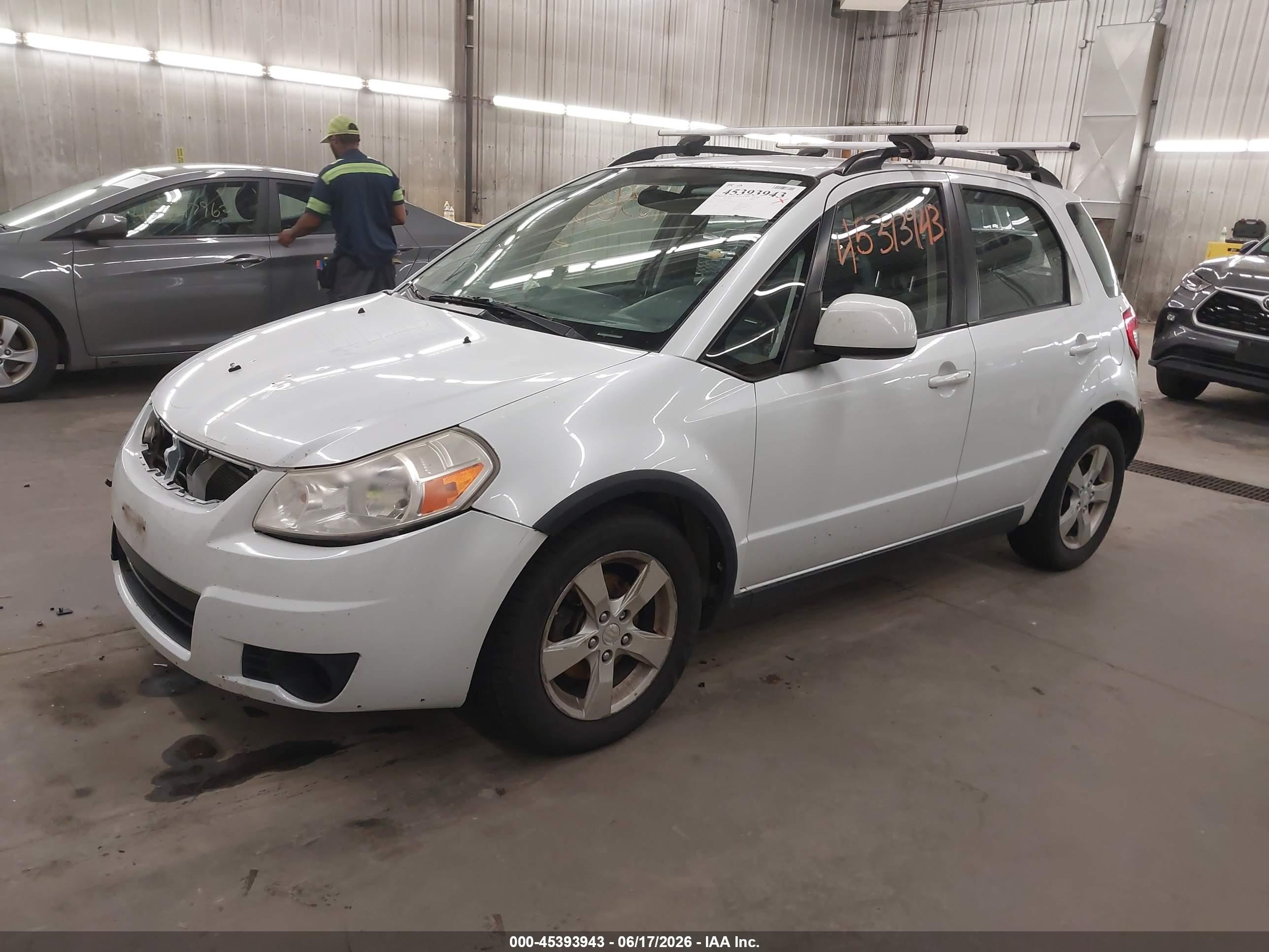 2012 Suzuki Sx4 Premium/tech Valu Pkg (nav) White vin: JS2YB5A35C6304872