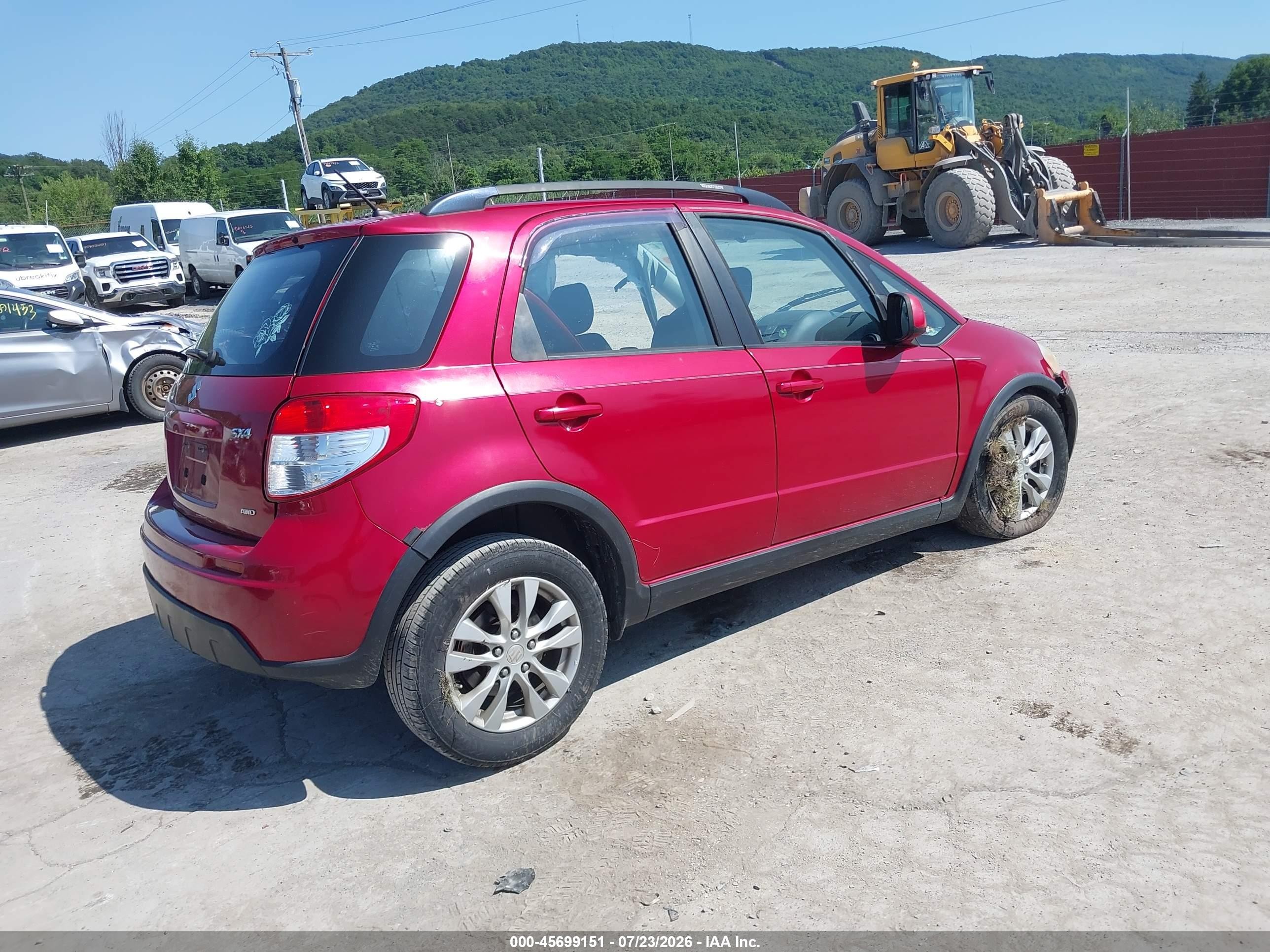 2013 Suzuki Sx4 Premium Red vin: JS2YB5A35D6100588