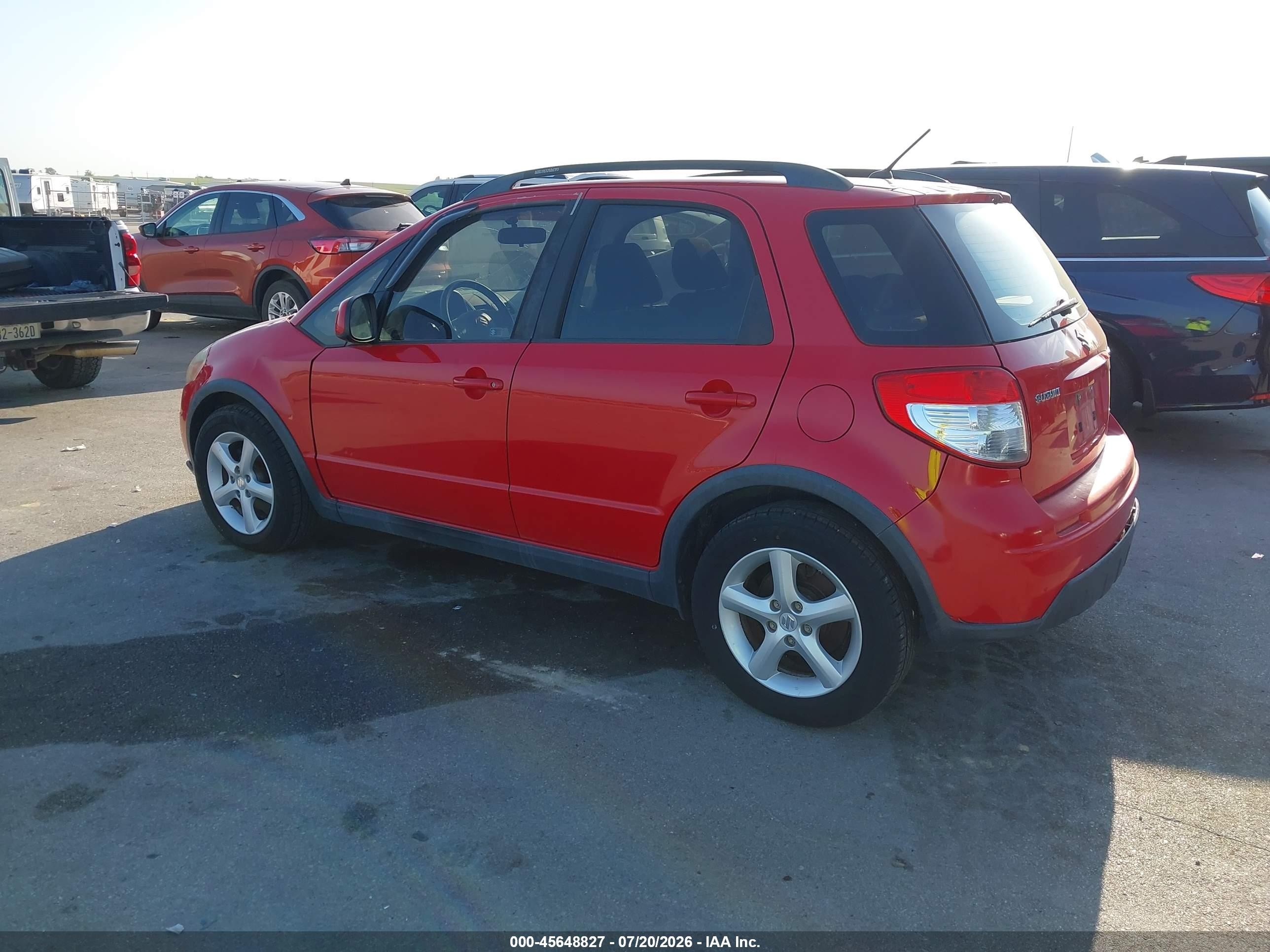 2010 Suzuki Sx4 Technology Red vin: JS2YB5A36A6310810