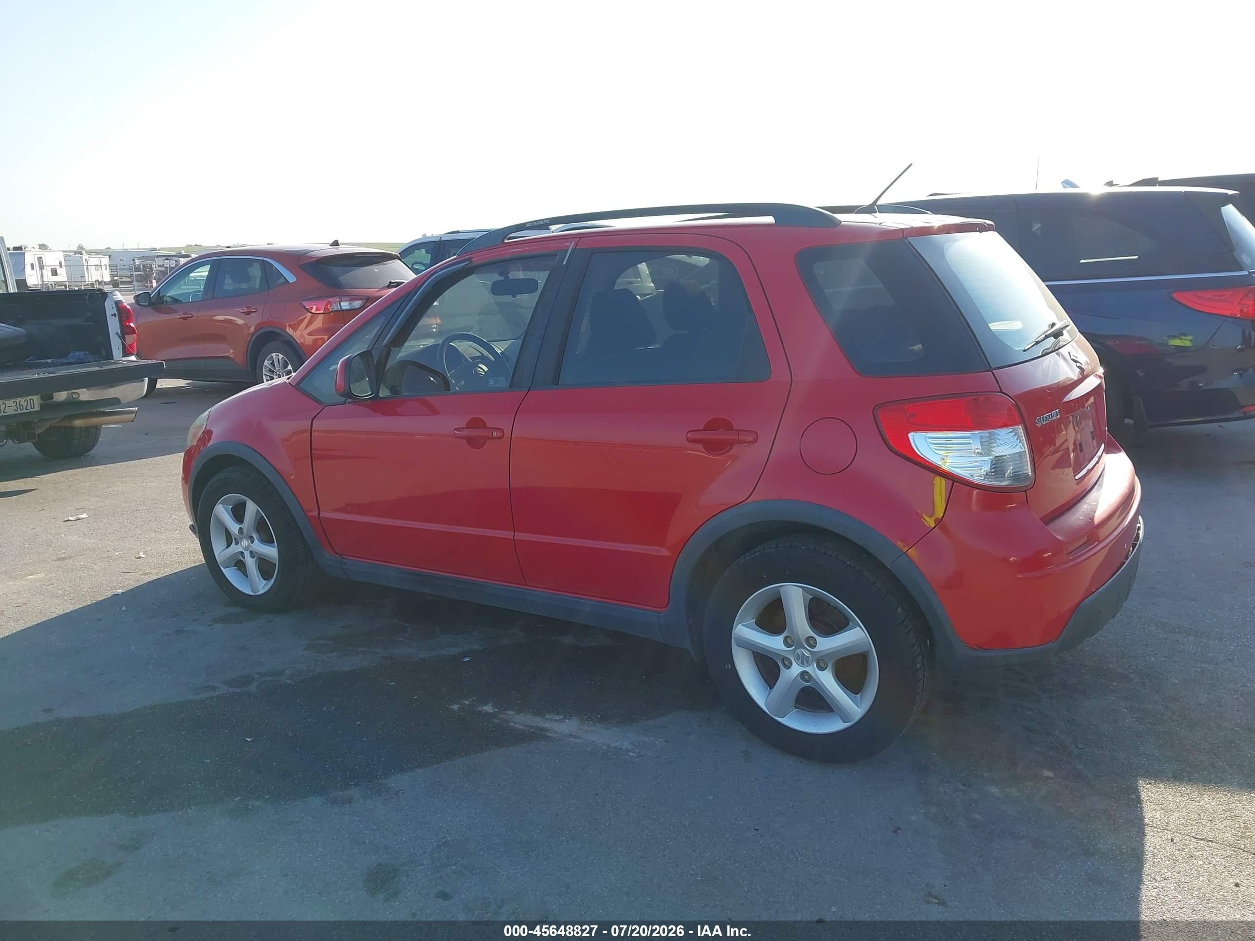 2010 Suzuki Sx4 Technology Red vin: JS2YB5A36A6310810