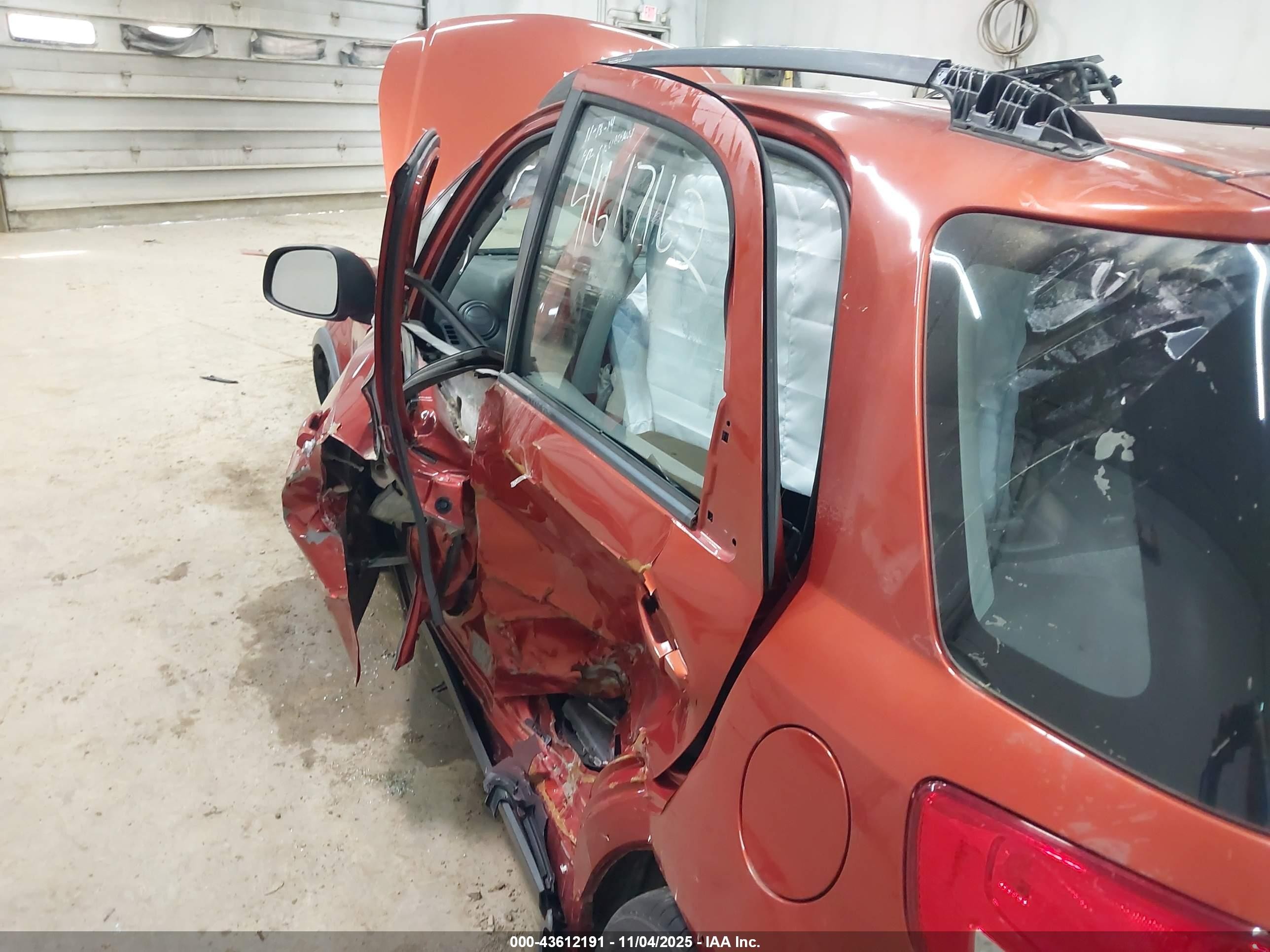 2012 Suzuki Sx4   Orange vin: JS2YB5A36C6302516