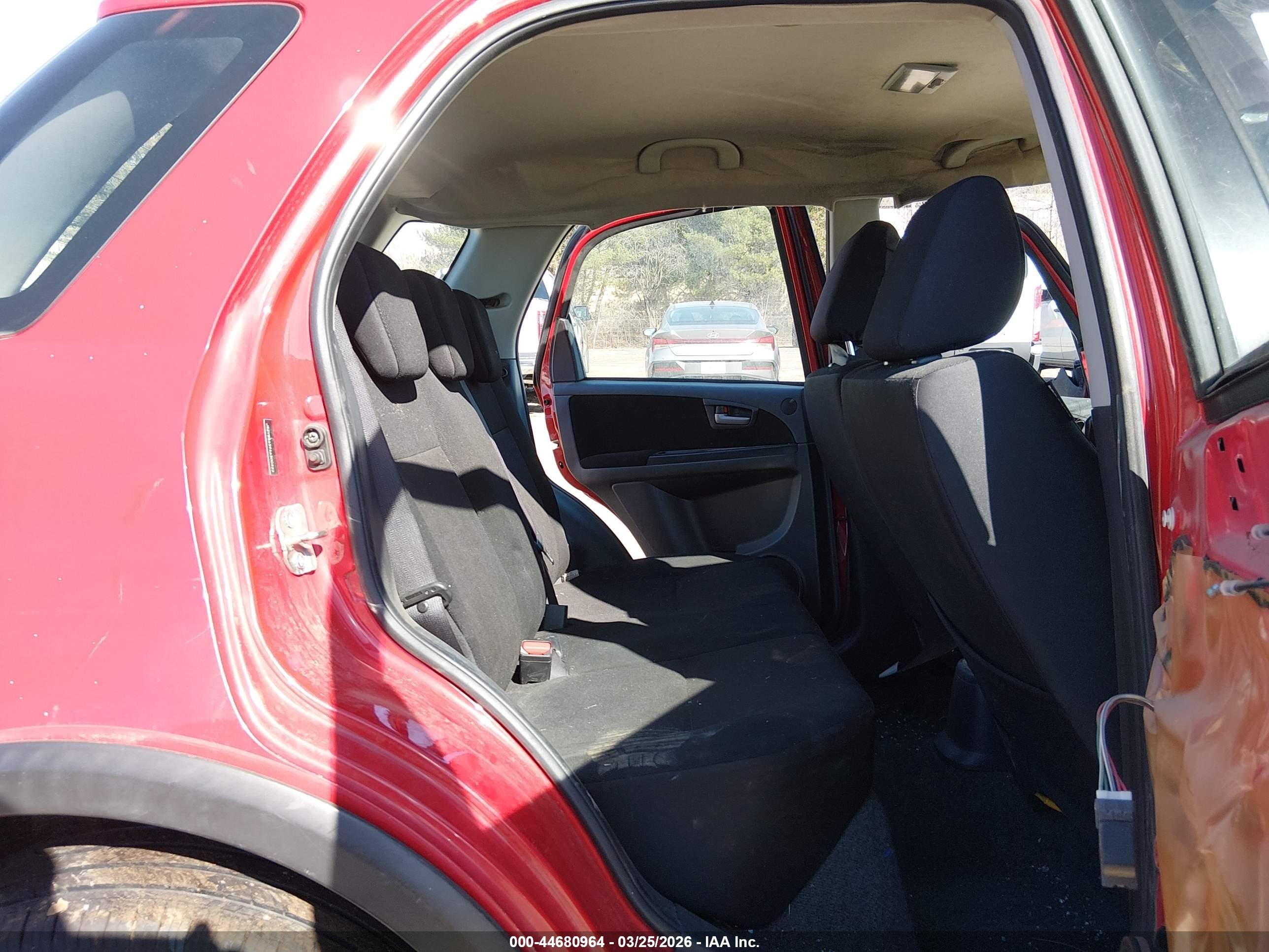 2010 Suzuki Sx4 Technology Red vin: JS2YB5A39A6300322