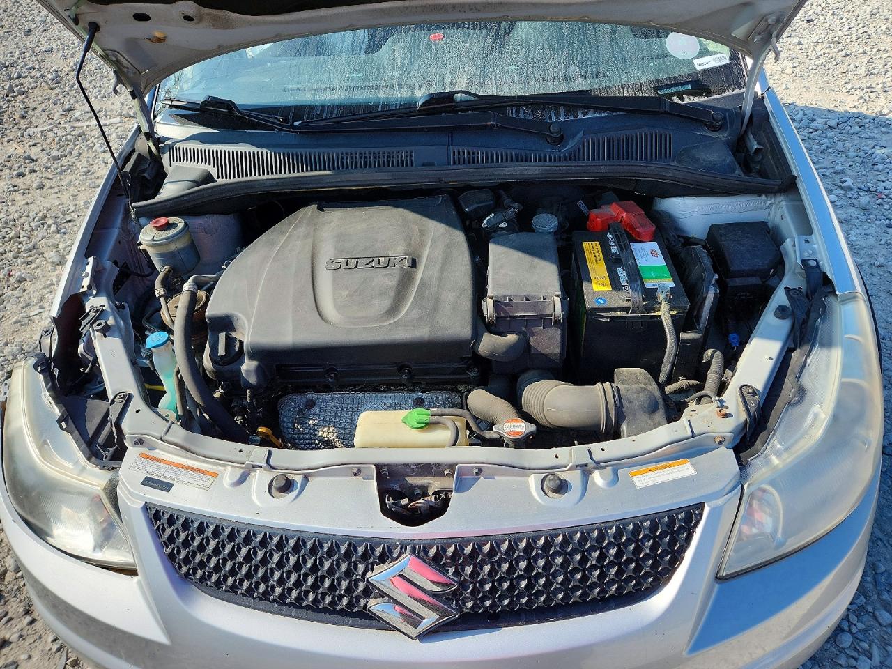 2011 Suzuki Sx4 Silver vin: JS2YB5A39B6301651