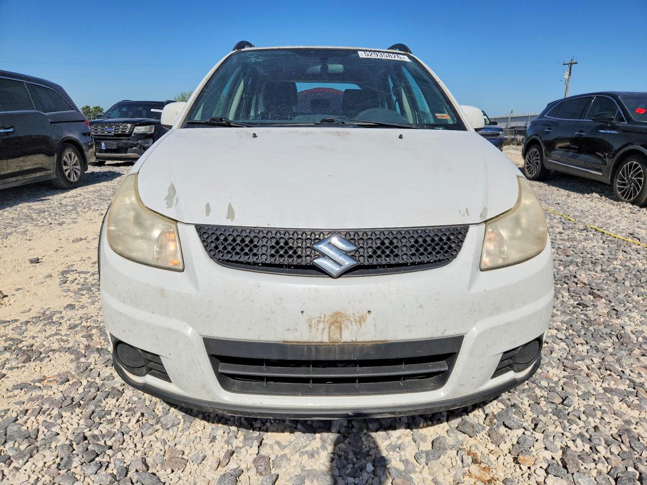 2012 Suzuki Sx4 White vin: JS2YB5A3XC6302325