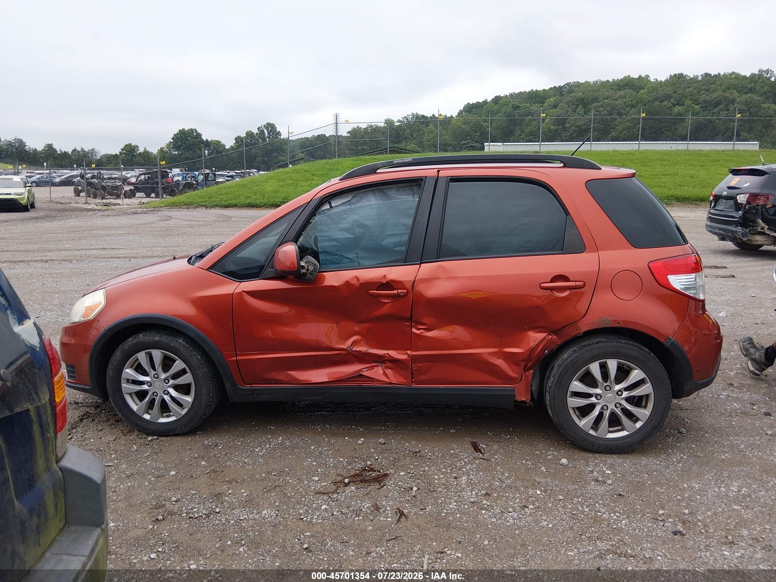 2013 Suzuki Sx4 Tech Valu Pkg (nav) Orange vin: JS2YB5A49D6100716